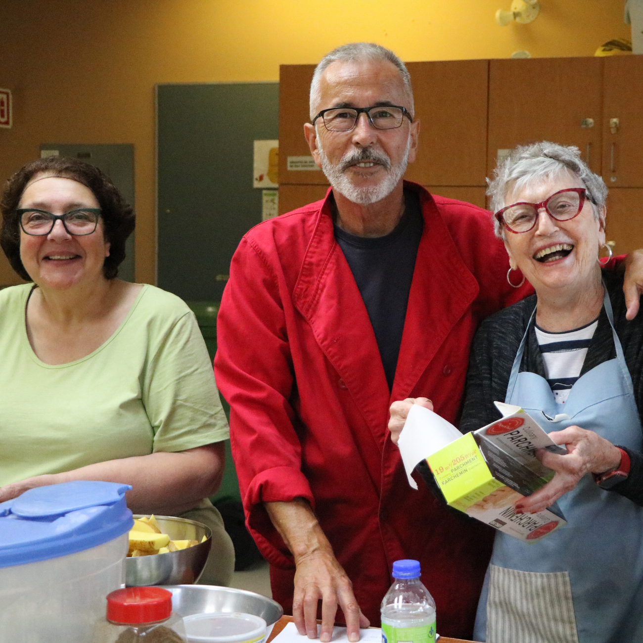 Participantes et animateur des cuisines collectives de Bouffe-Action de Rosemont