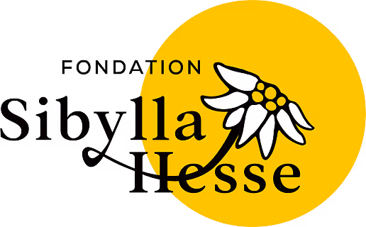 Logo de la Fondation Sibylla Hesse avec une fleur blanche sur un cercle jaune.