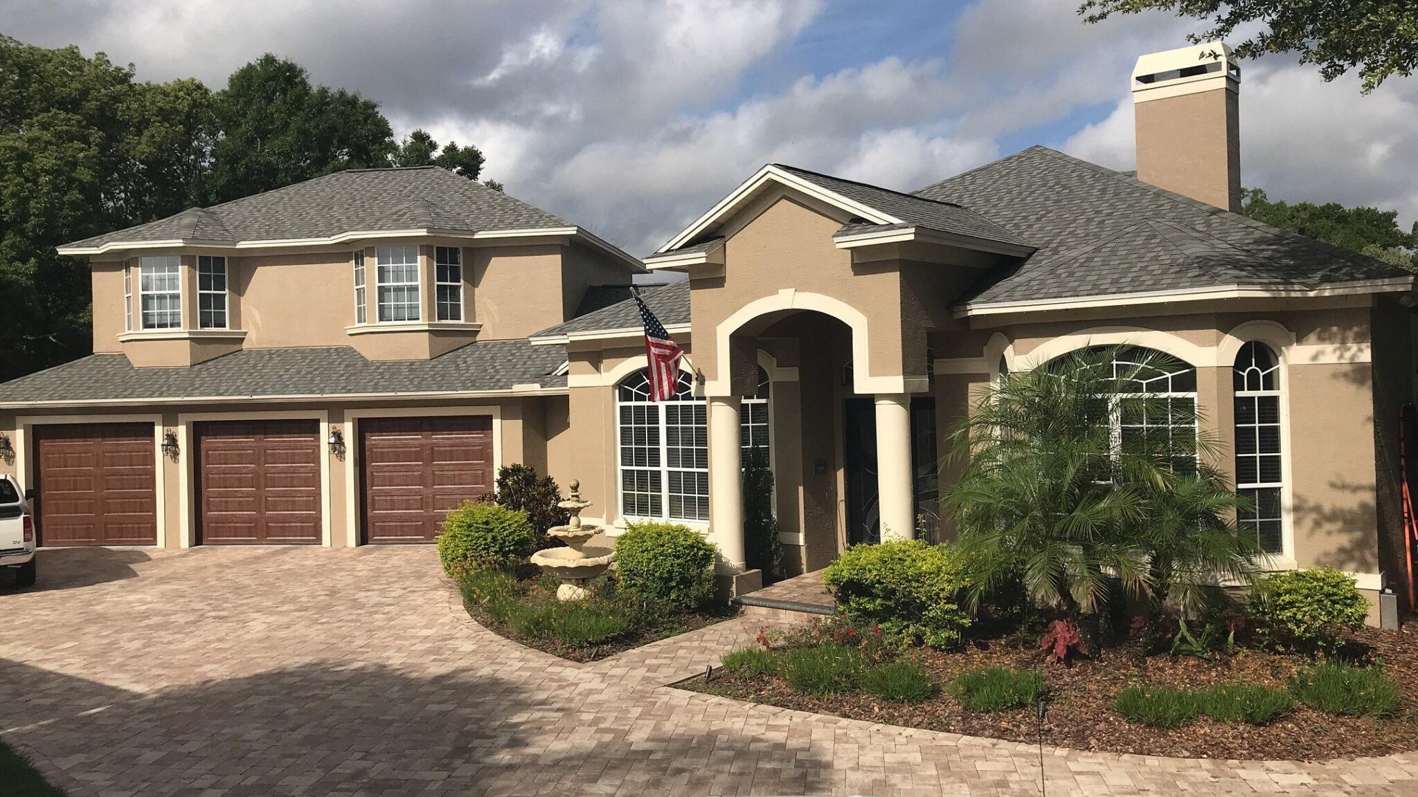 Gorgeous home with new dimensional shingles boosting curb appeal and protection.