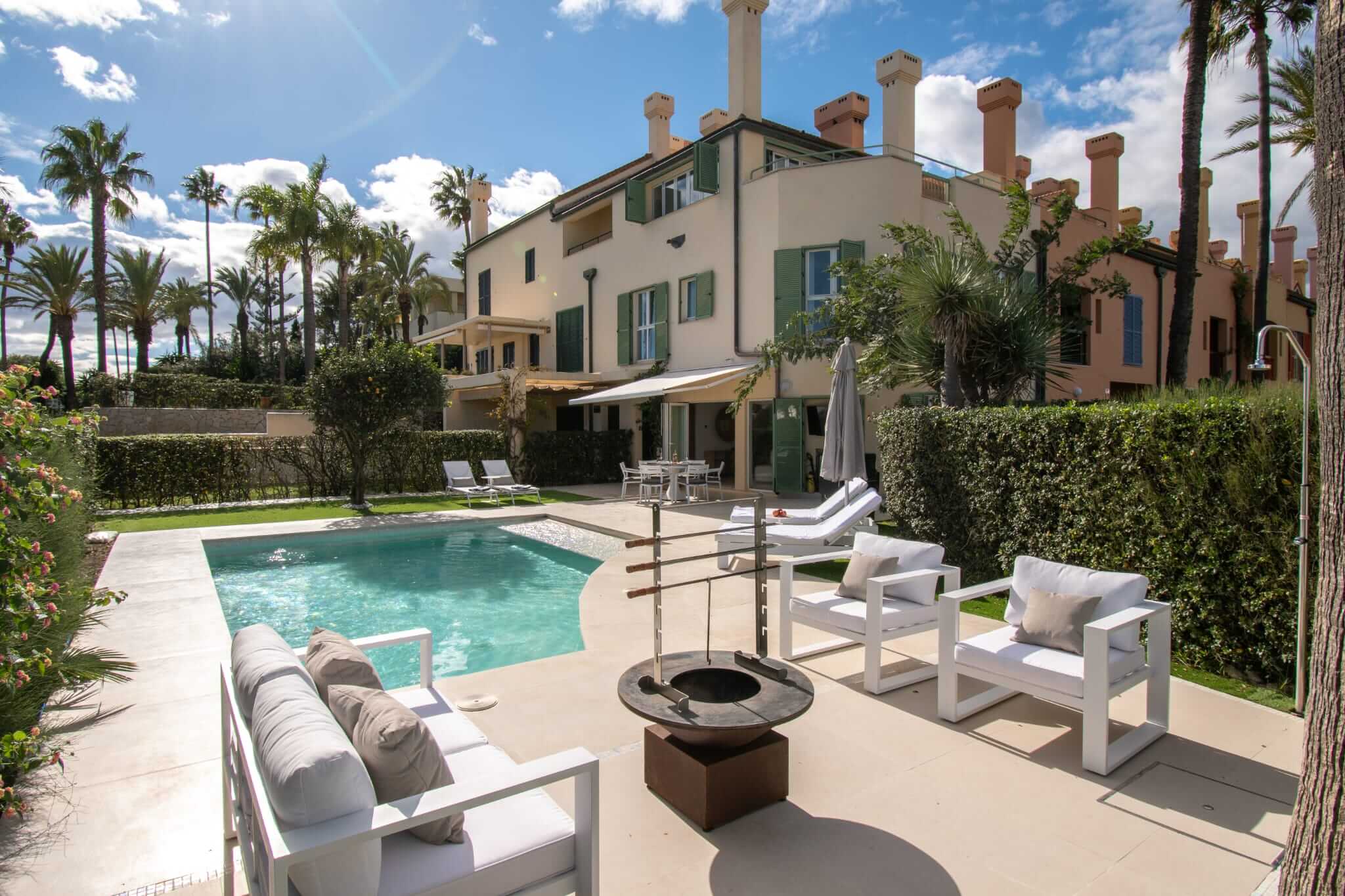 Townhouses for Sale in Sotogrande