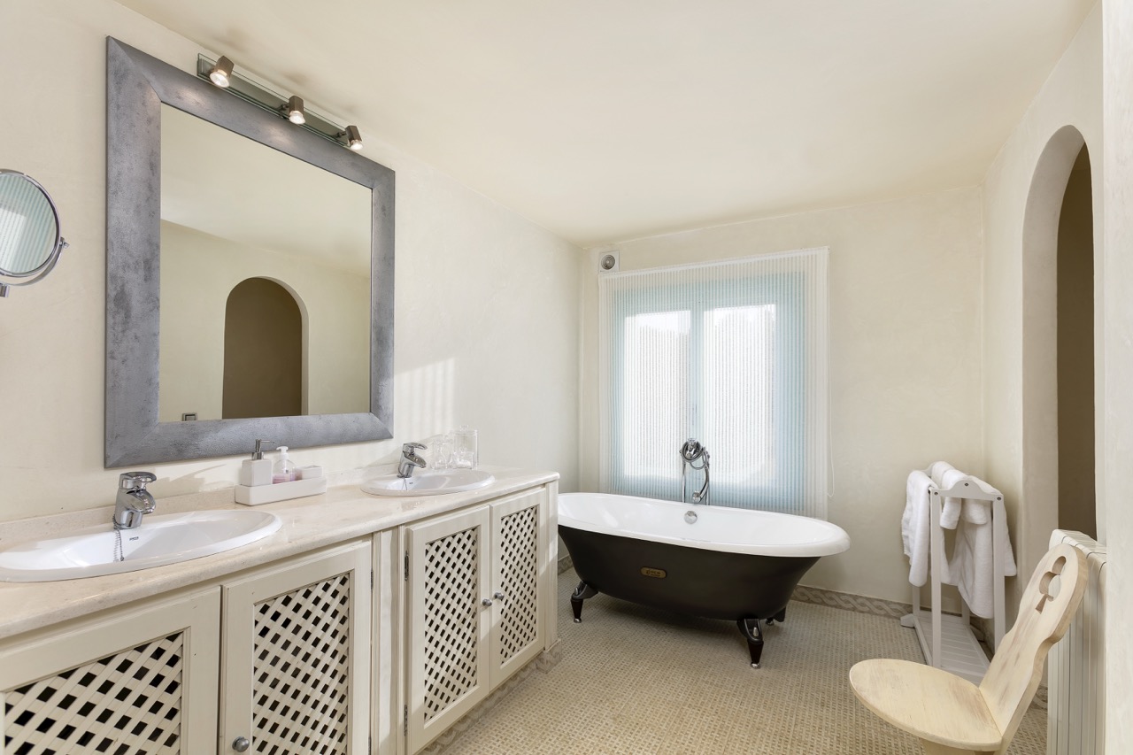 Casa Azalea - Luxury 7 Bed Villa in Sotogrande Costa For Rent