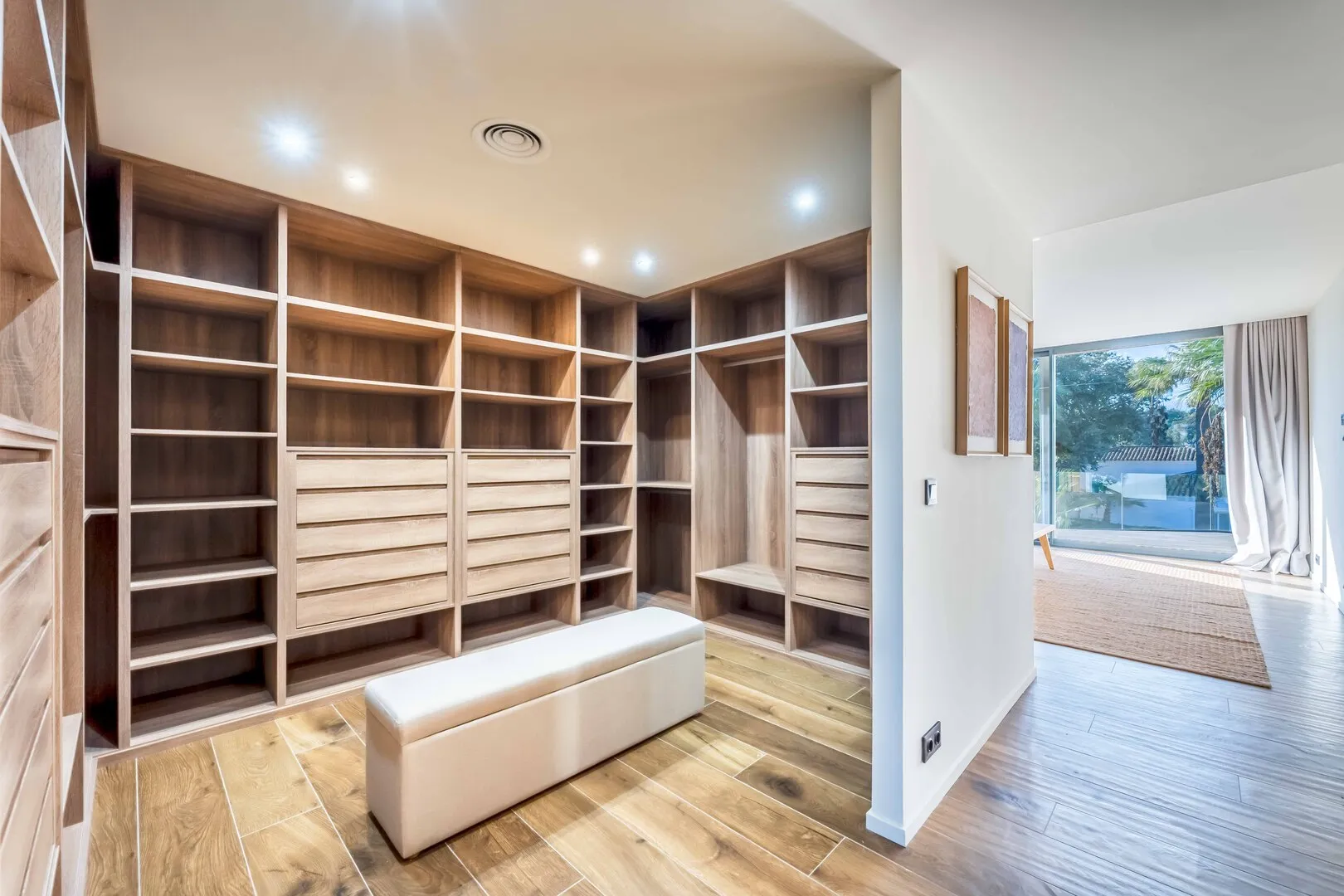 Villa Koa - Villa contemporánea de 5 dormitorios en la calle Buenos Aires (zona B)