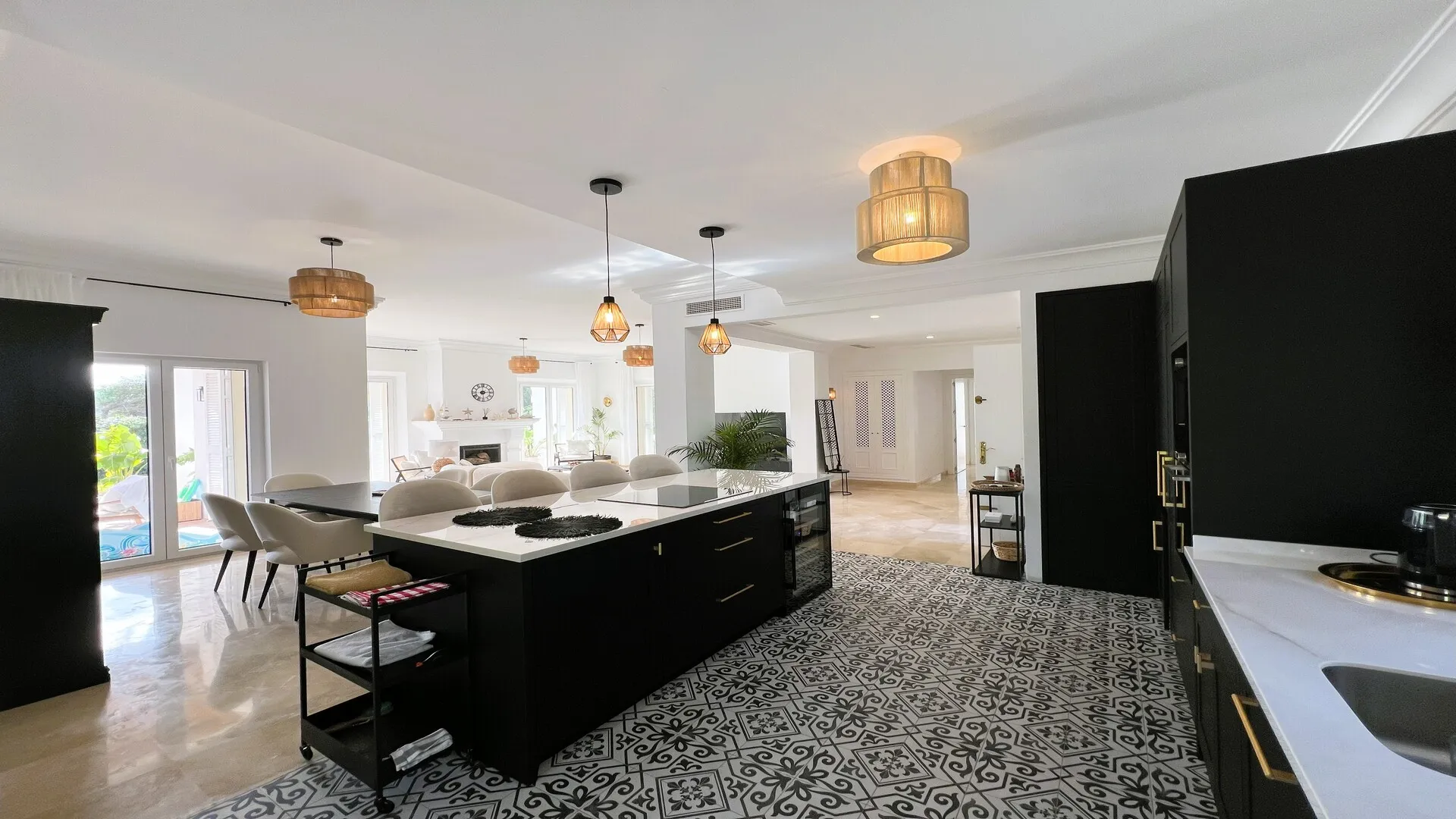 Excepcional villa llave en mano en venta en Sotogrande Alto cerca del SIS (Zona G)