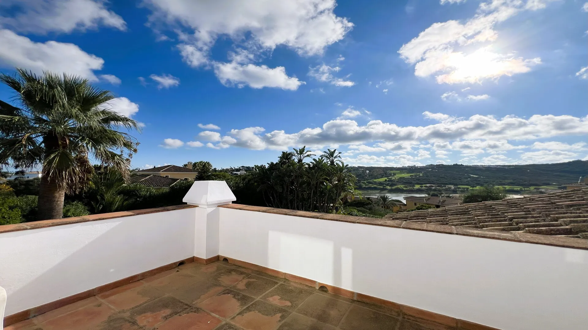 Excepcional villa llave en mano en venta en Sotogrande Alto cerca del SIS (Zona G)