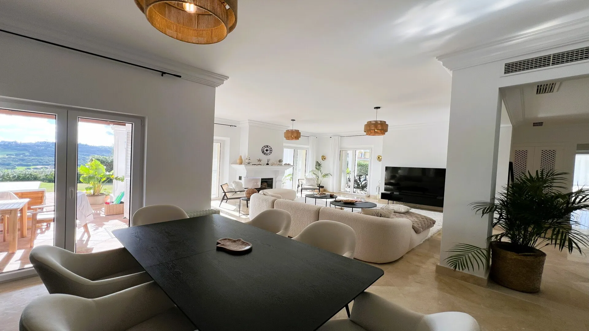 Excepcional villa llave en mano en venta en Sotogrande Alto cerca del SIS (Zona G)