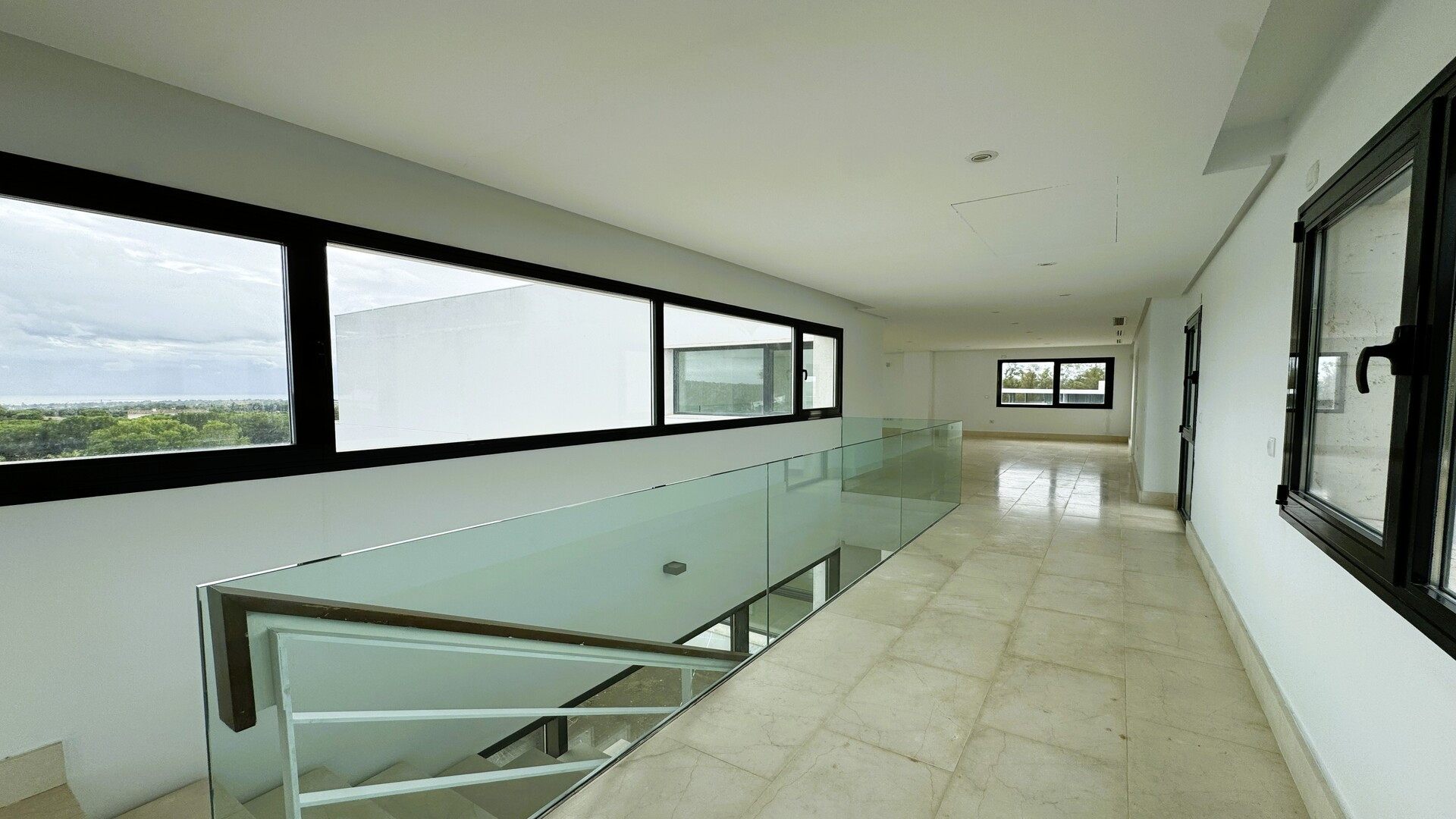 Villa Magnolia: Oportunidad de renovación en La Reserva de Sotogrande