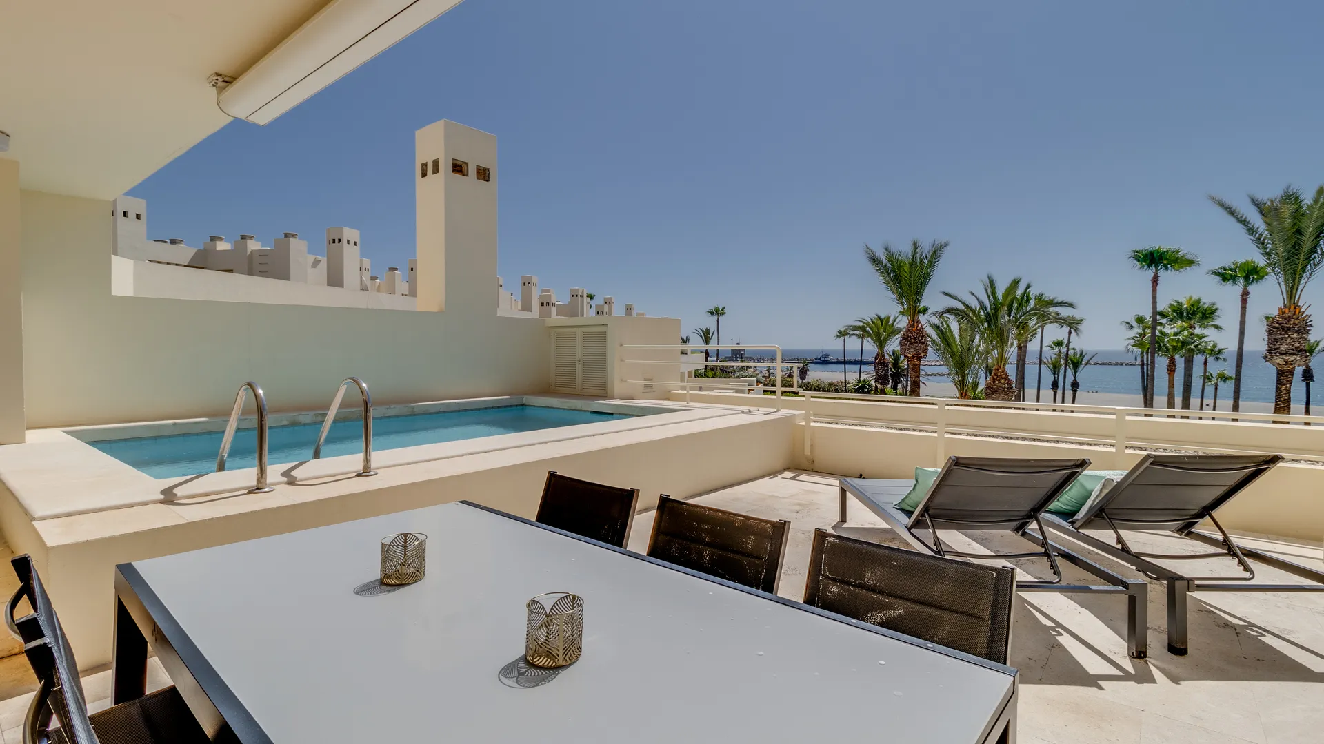 Beautiful Beachfront Penthouse in Paseo Del Mar For Rent