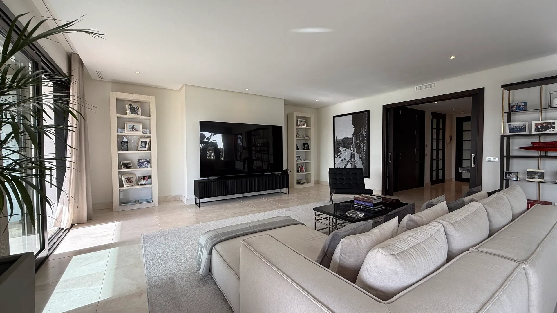 Elegant Ground Floor Apartment in La Hacienda de Valderrama