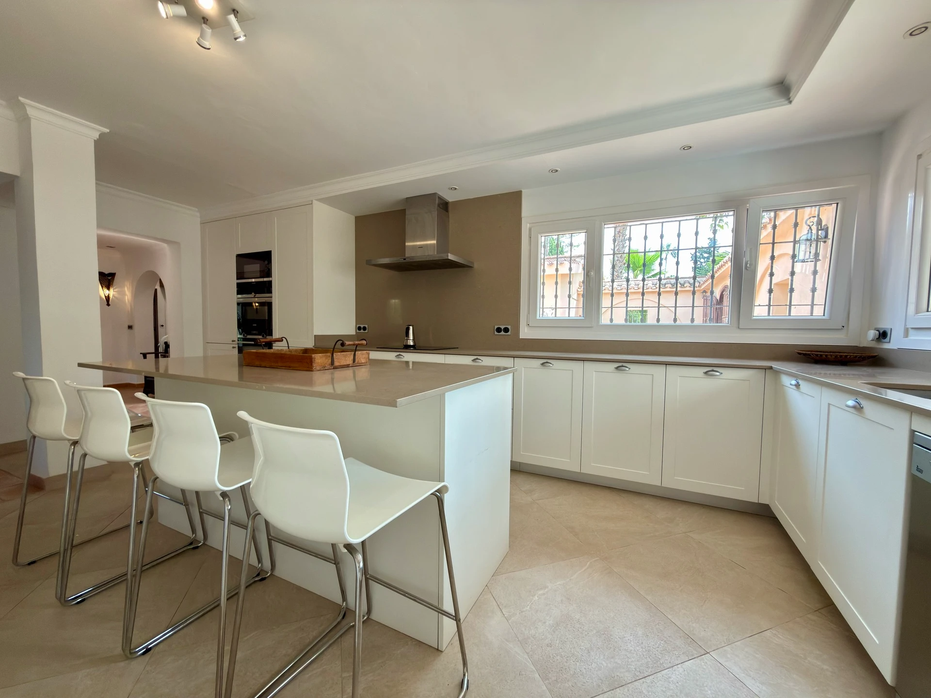 Charming Andalucian Single-Storey Villa in the A Zone