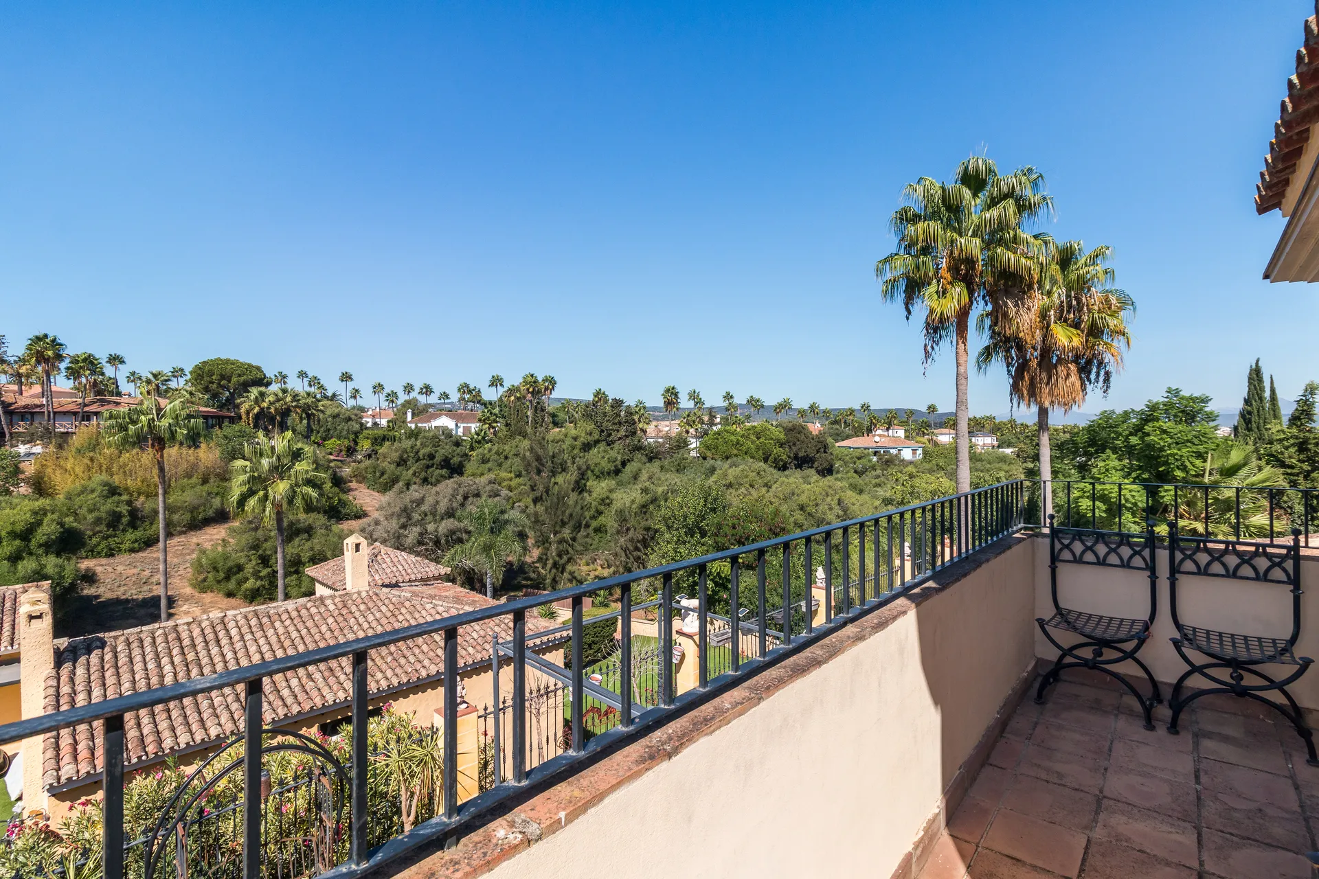 Charming Andalucian Villa in the B Zone