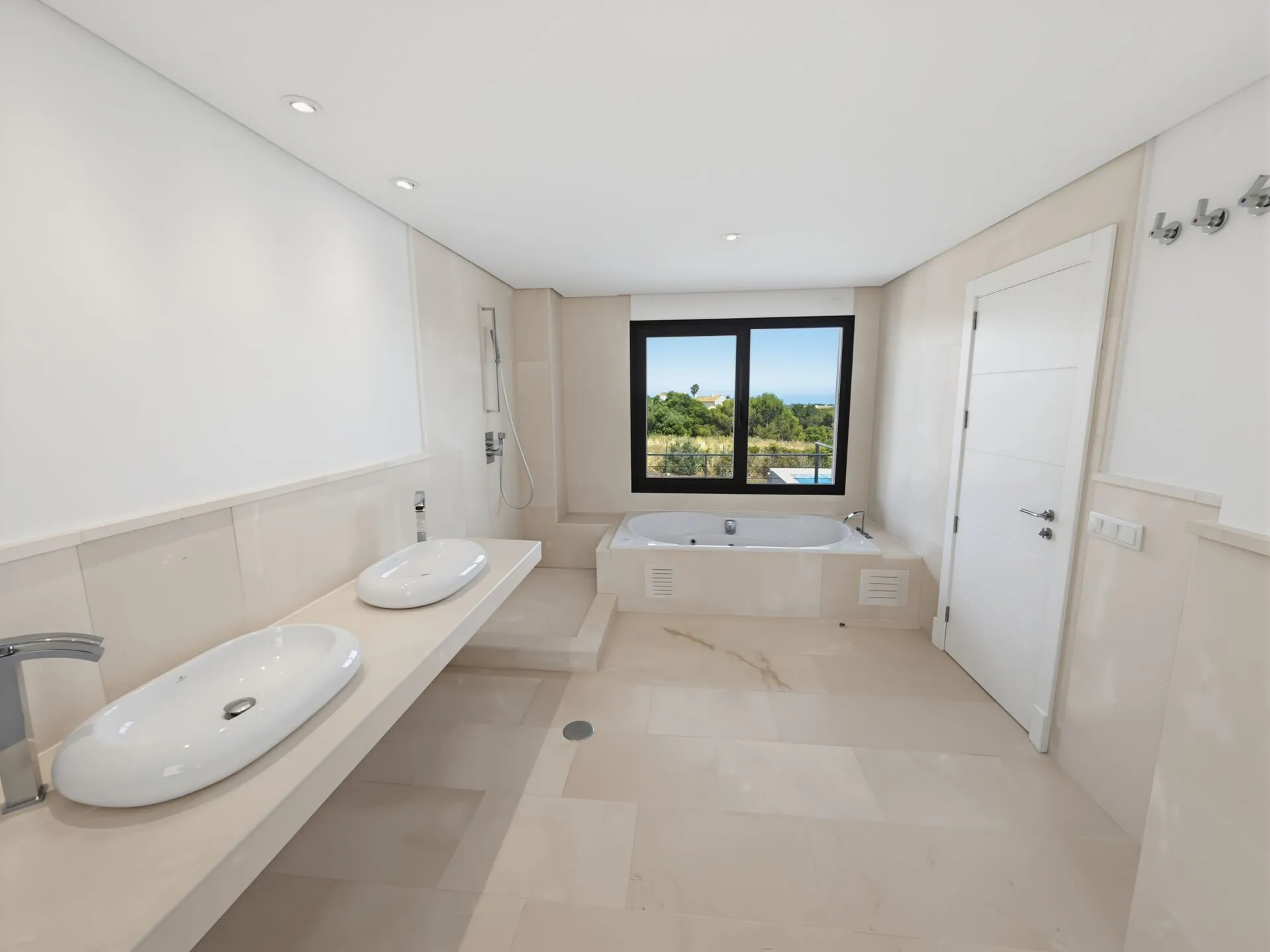 Villa Magnolia: Renovation Opportunity in La Reserva de Sotogrande