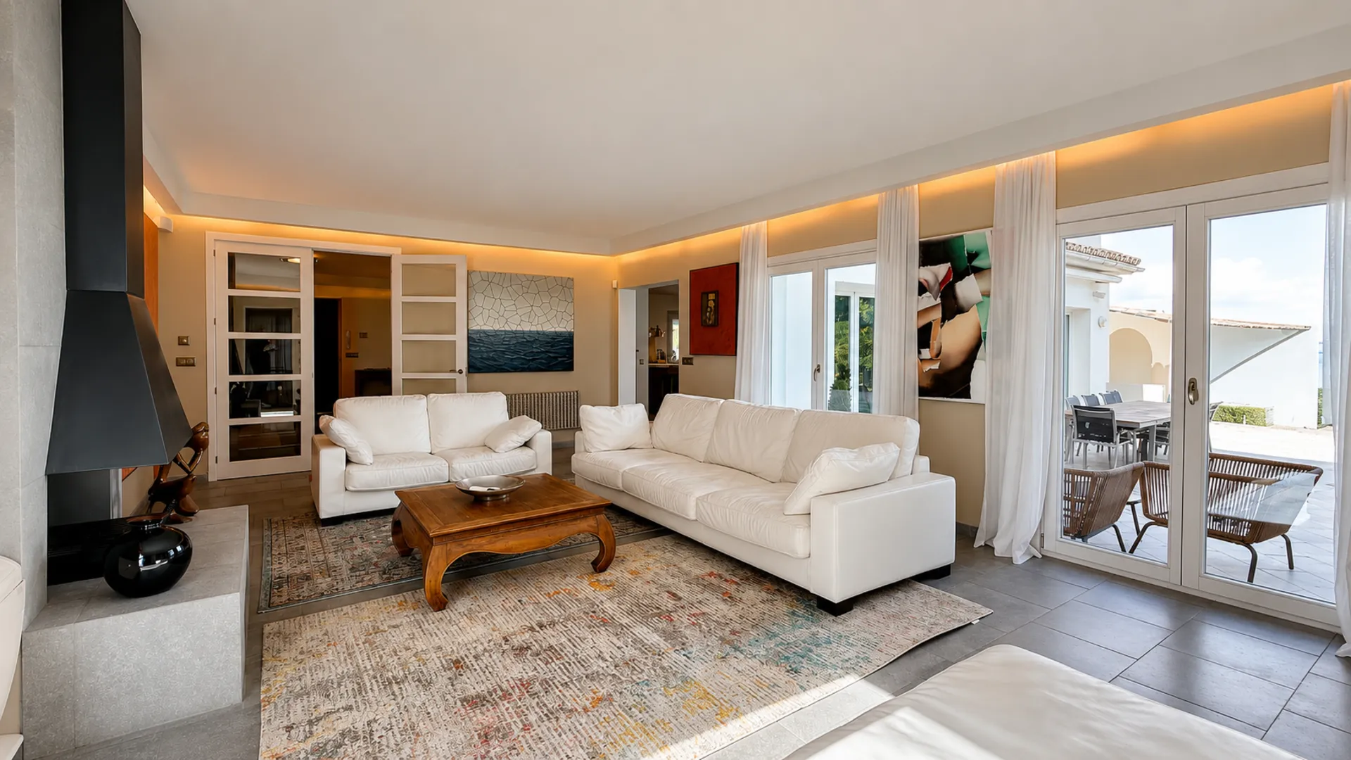 Villa Pacharan - Luxury 6 bedroom villa on Paseo del Parque for rent