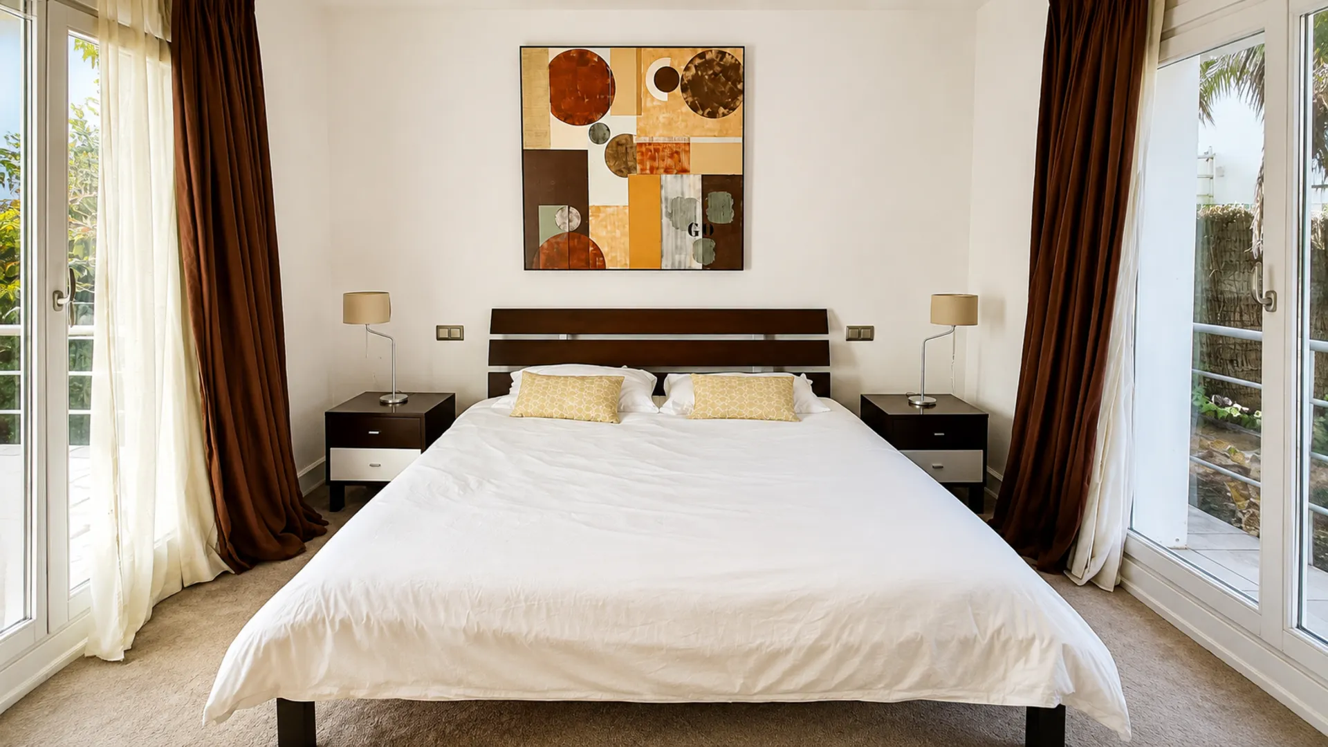 Villa Pacharan - Luxury 6 bedroom villa on Paseo del Parque for rent