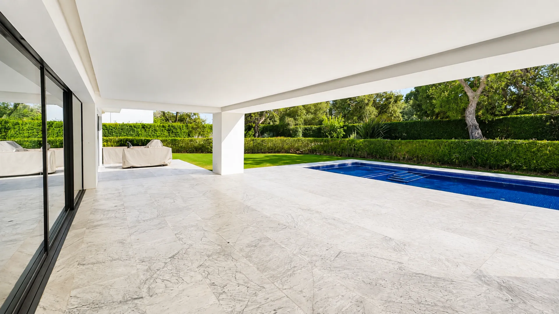 Excepcional villa en primera línea de golf en San Roque Club