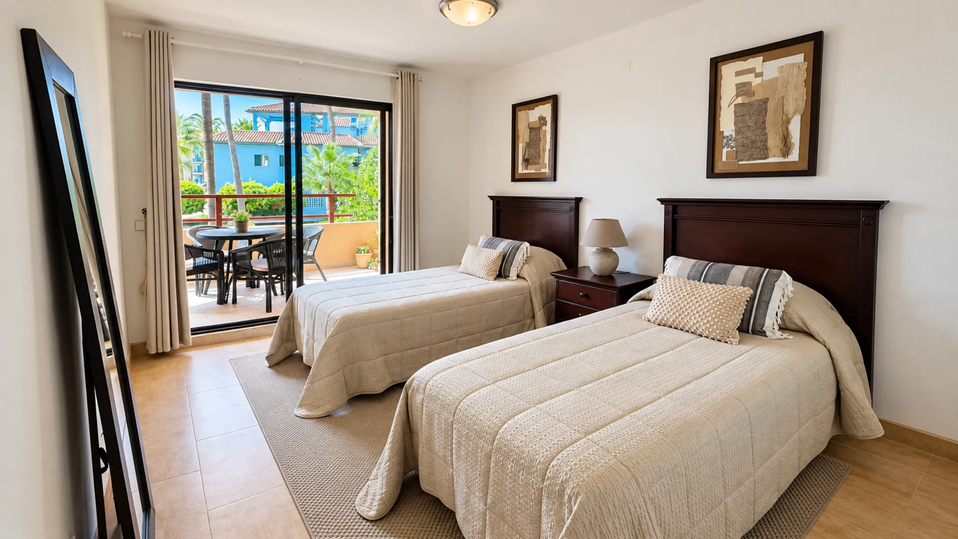 Apartamento impecable de 2 dormitorios en Paseo del Mar con vistas al mar