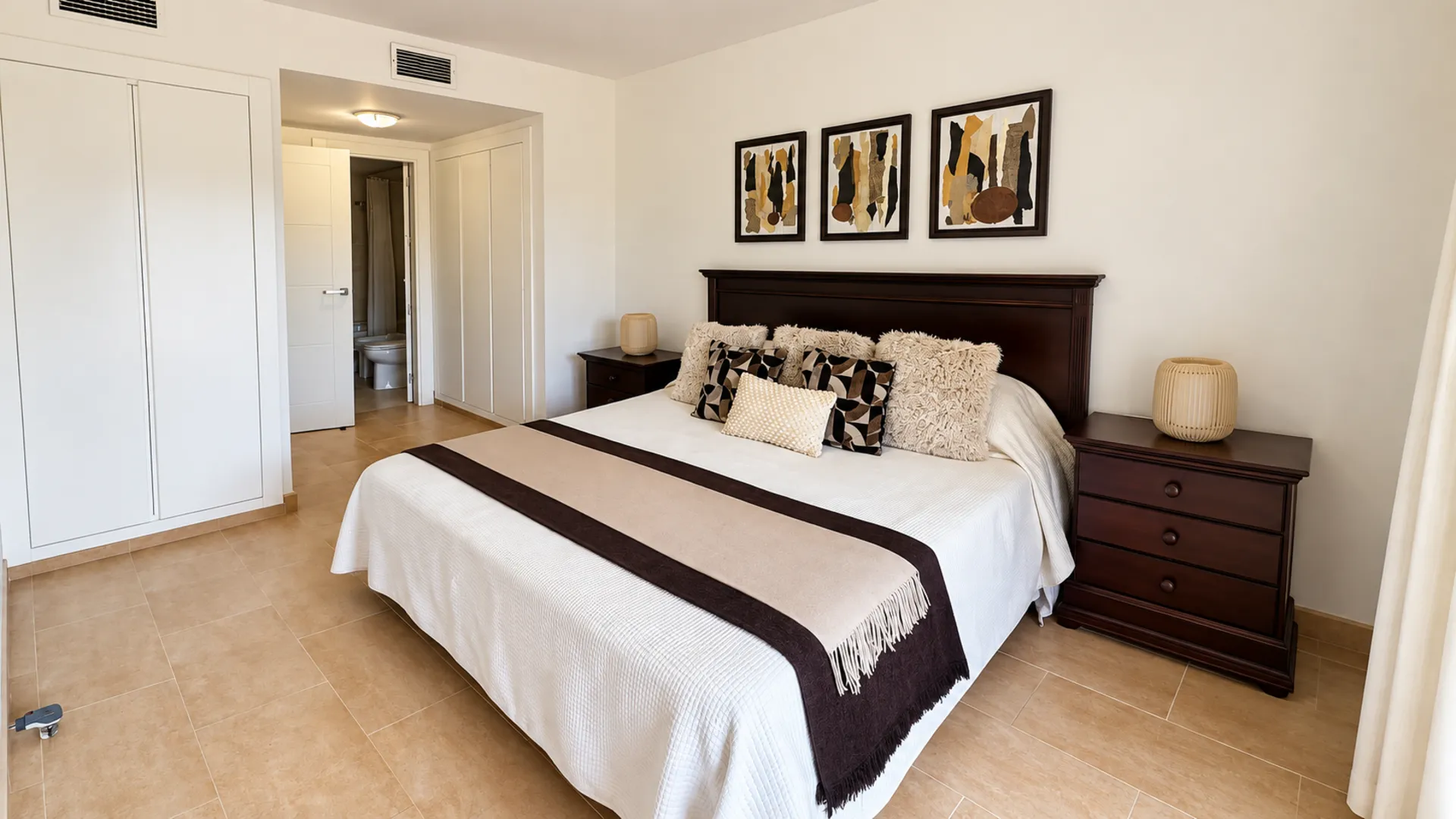 Apartamento impecable de 2 dormitorios en Paseo del Mar con vistas al mar
