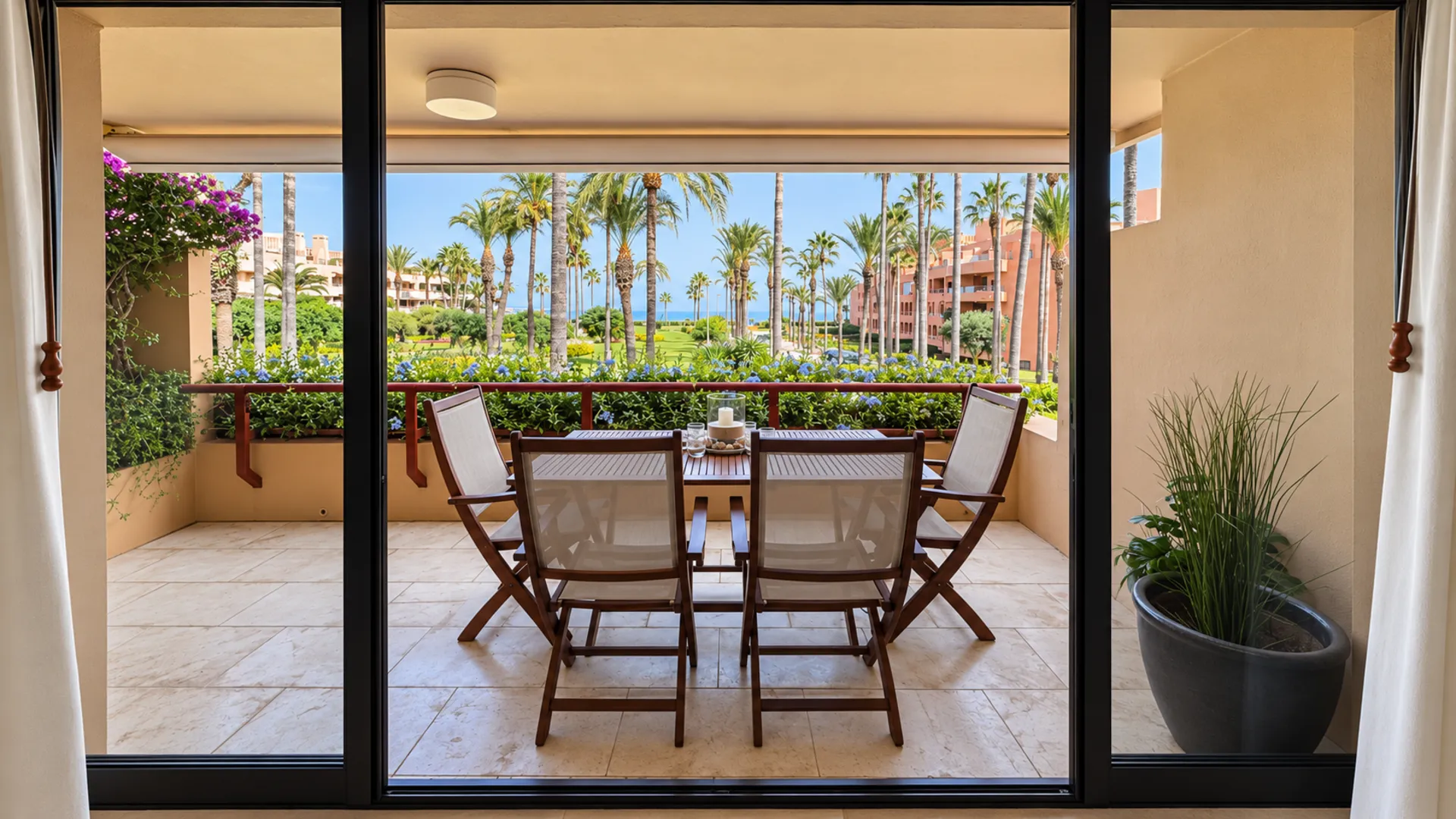 Apartamento impecable de 2 dormitorios en Paseo del Mar con vistas al mar