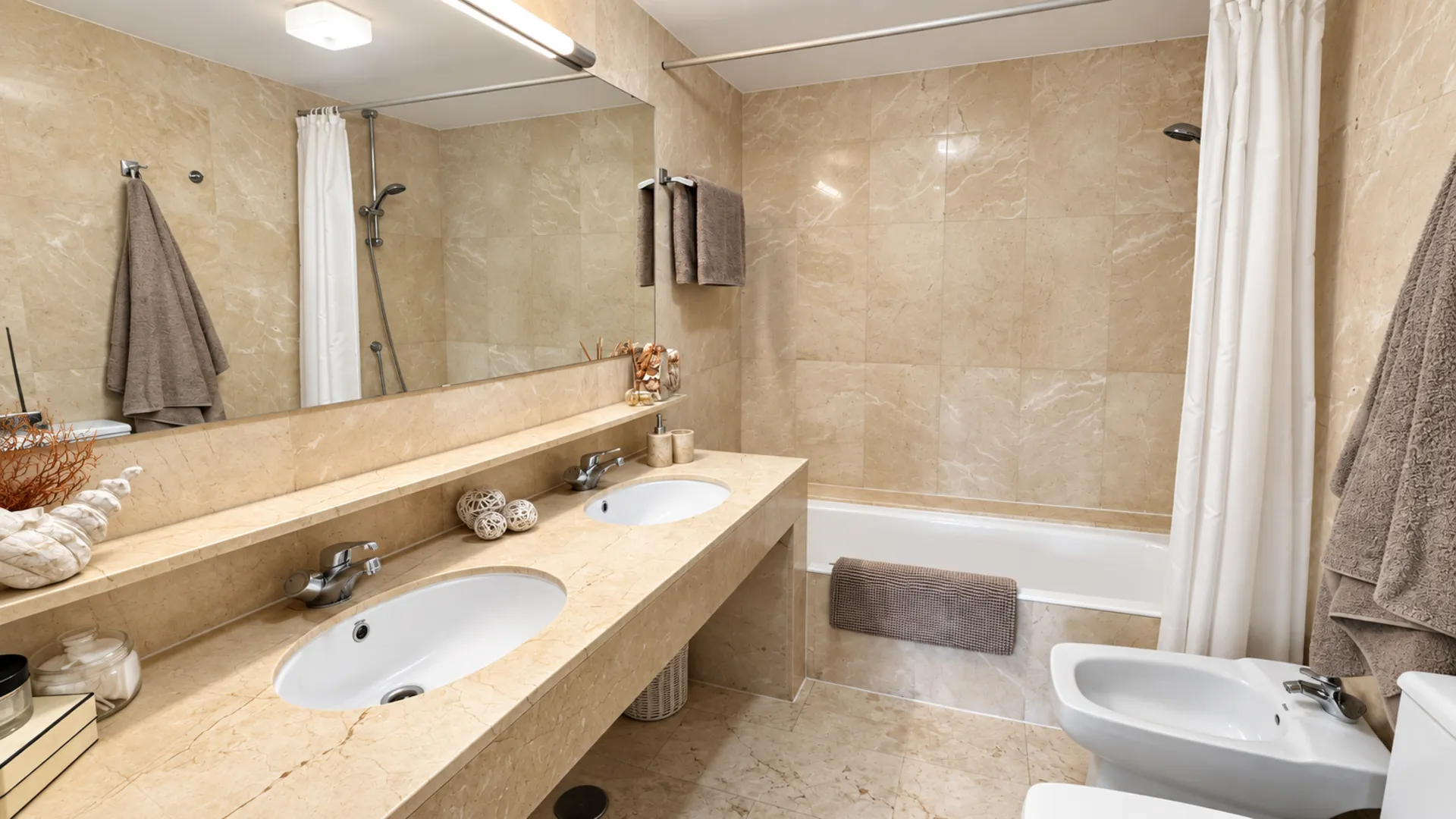 Apartamento impecable de 2 dormitorios en Paseo del Mar con vistas al mar