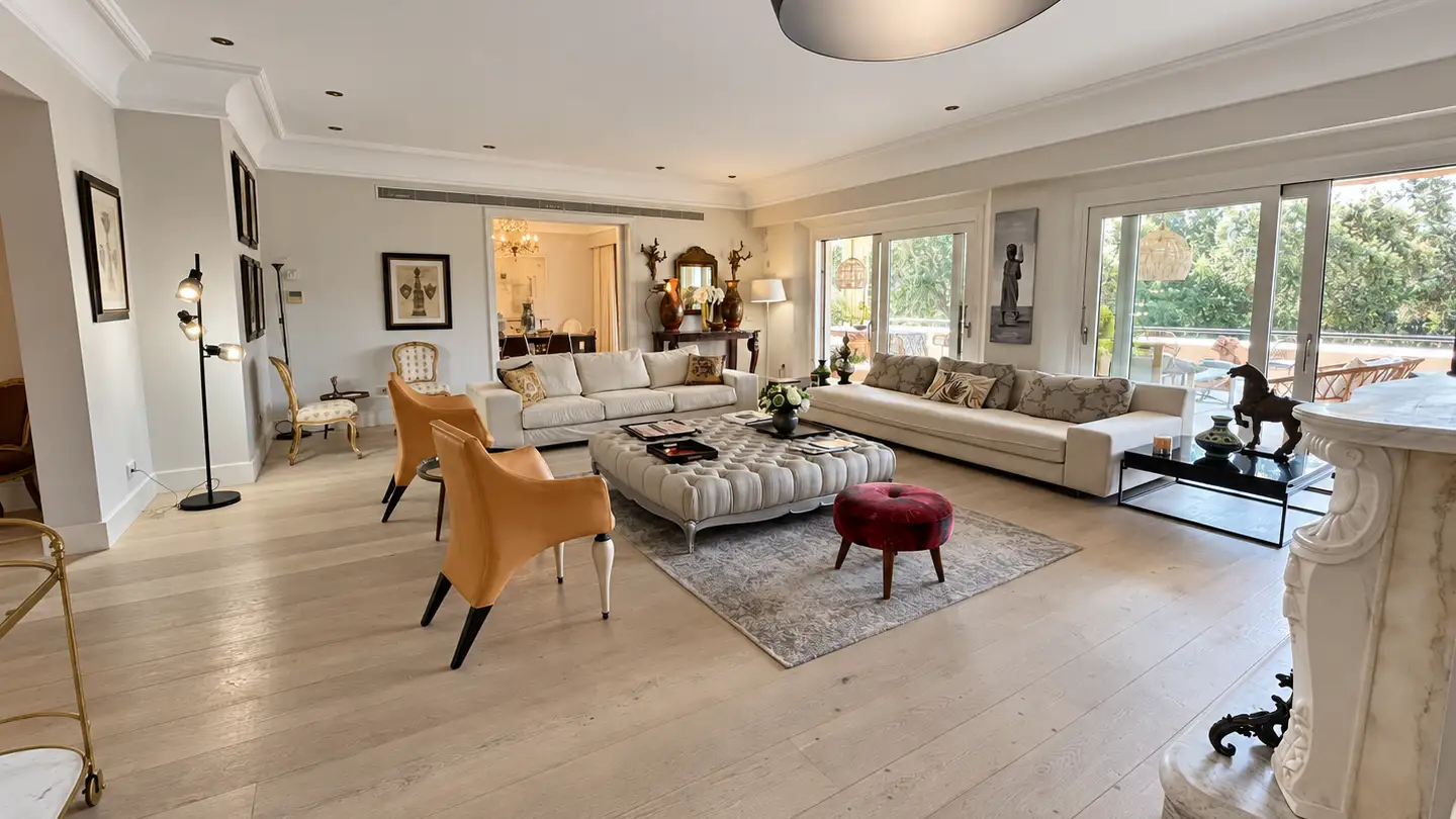 Elegant Four-Bedroom Apartment in Valgrande, Sotogrande Alto