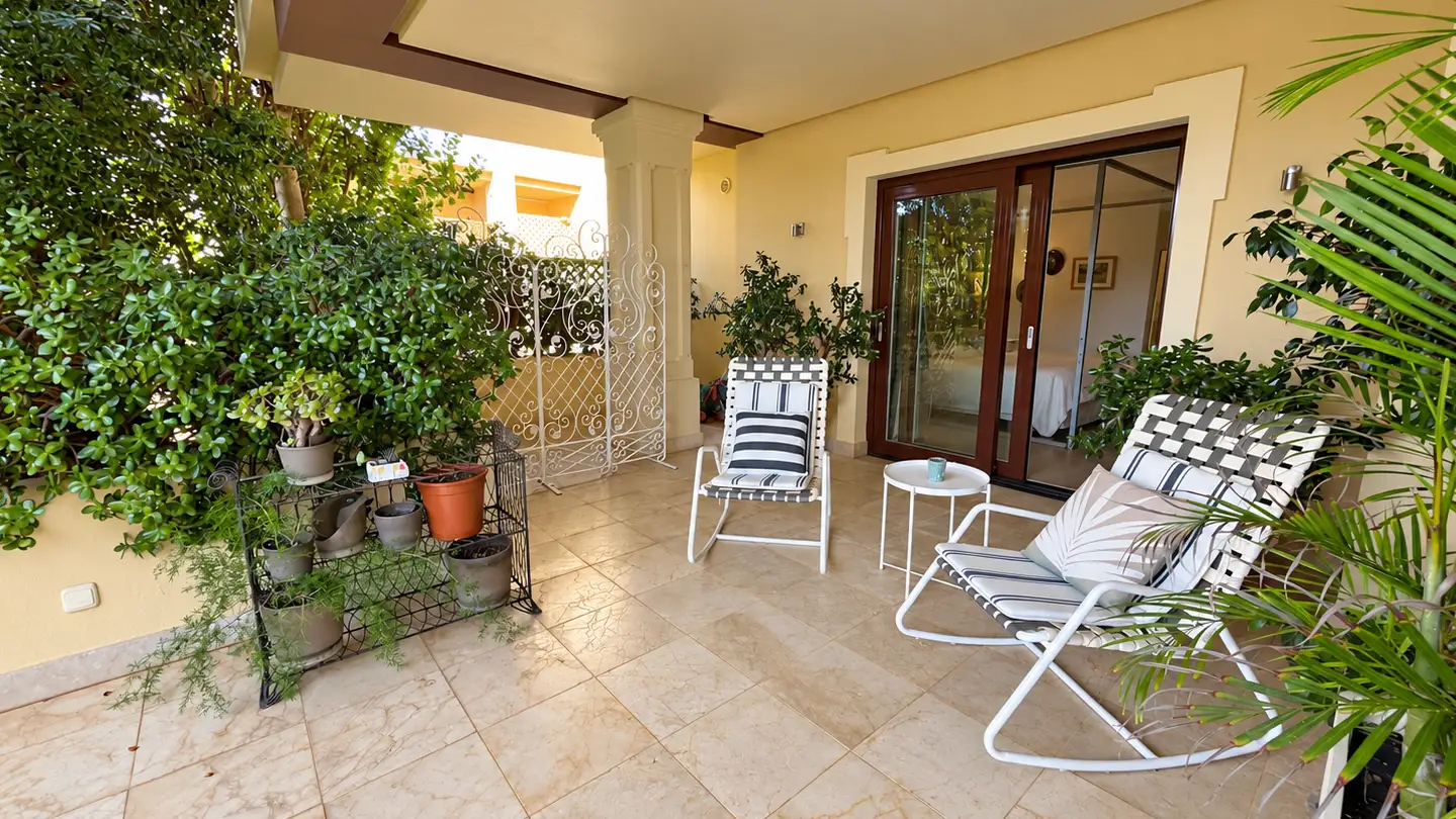 Elegant Four-Bedroom Apartment in Valgrande, Sotogrande Alto