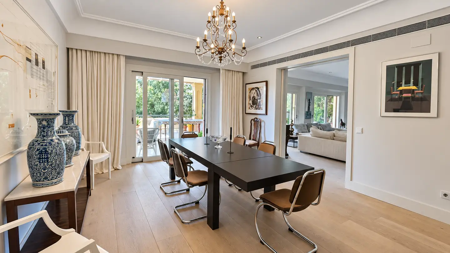 Elegant Four-Bedroom Apartment in Valgrande, Sotogrande Alto