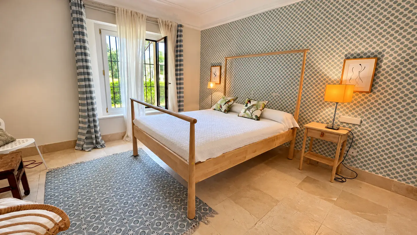 Elegant Four-Bedroom Apartment in Valgrande, Sotogrande Alto