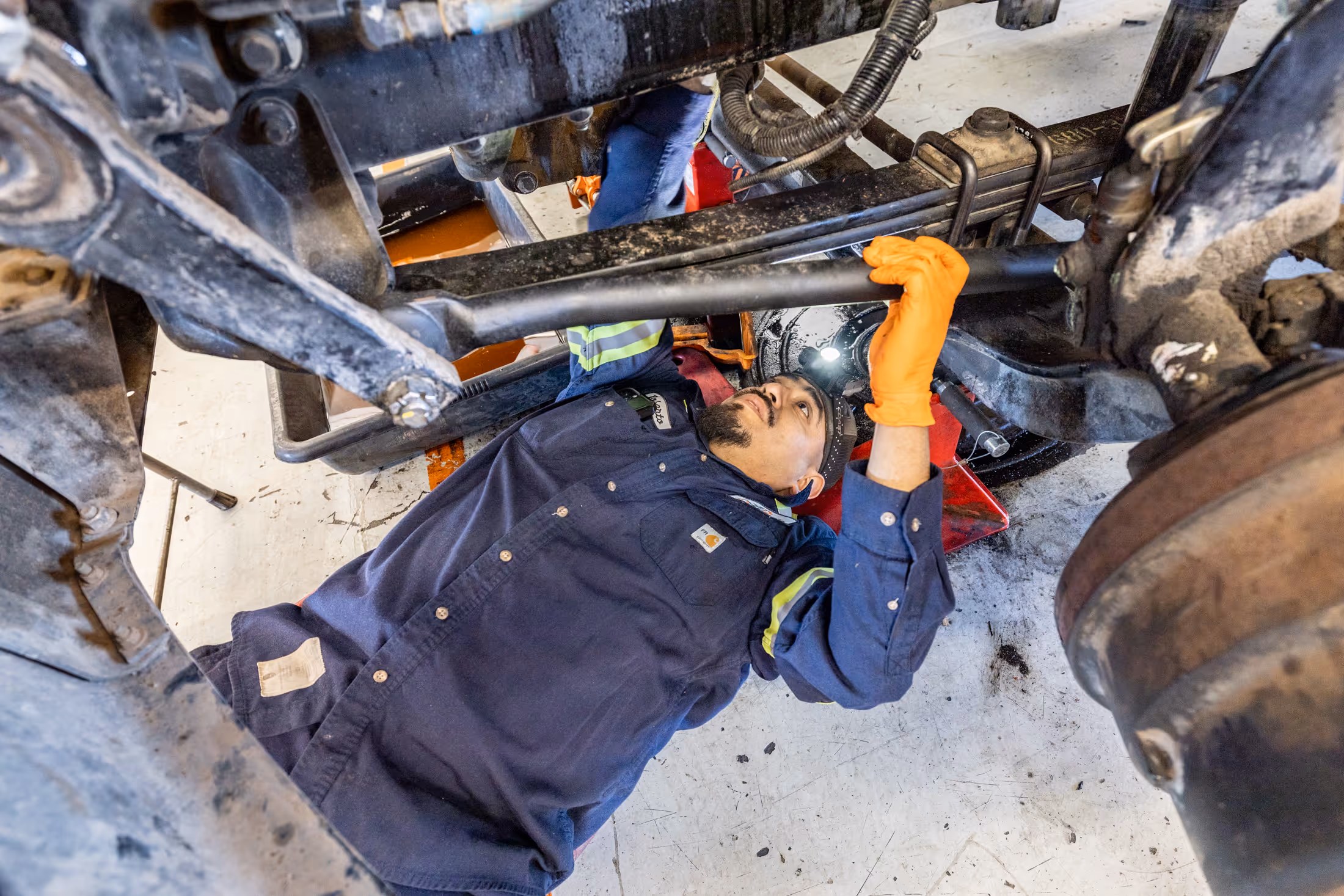 Diesel mechanic performing Hydraulic Service and Repair in Phoenix, AZ