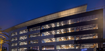 Income Advances National Megaproject Partnerships