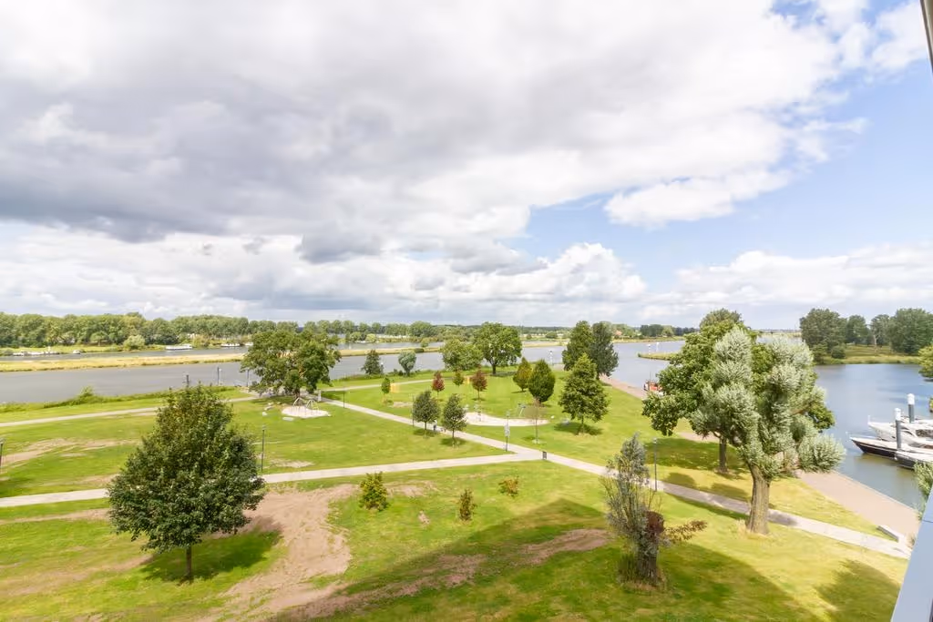 Roermond - Arlo 49