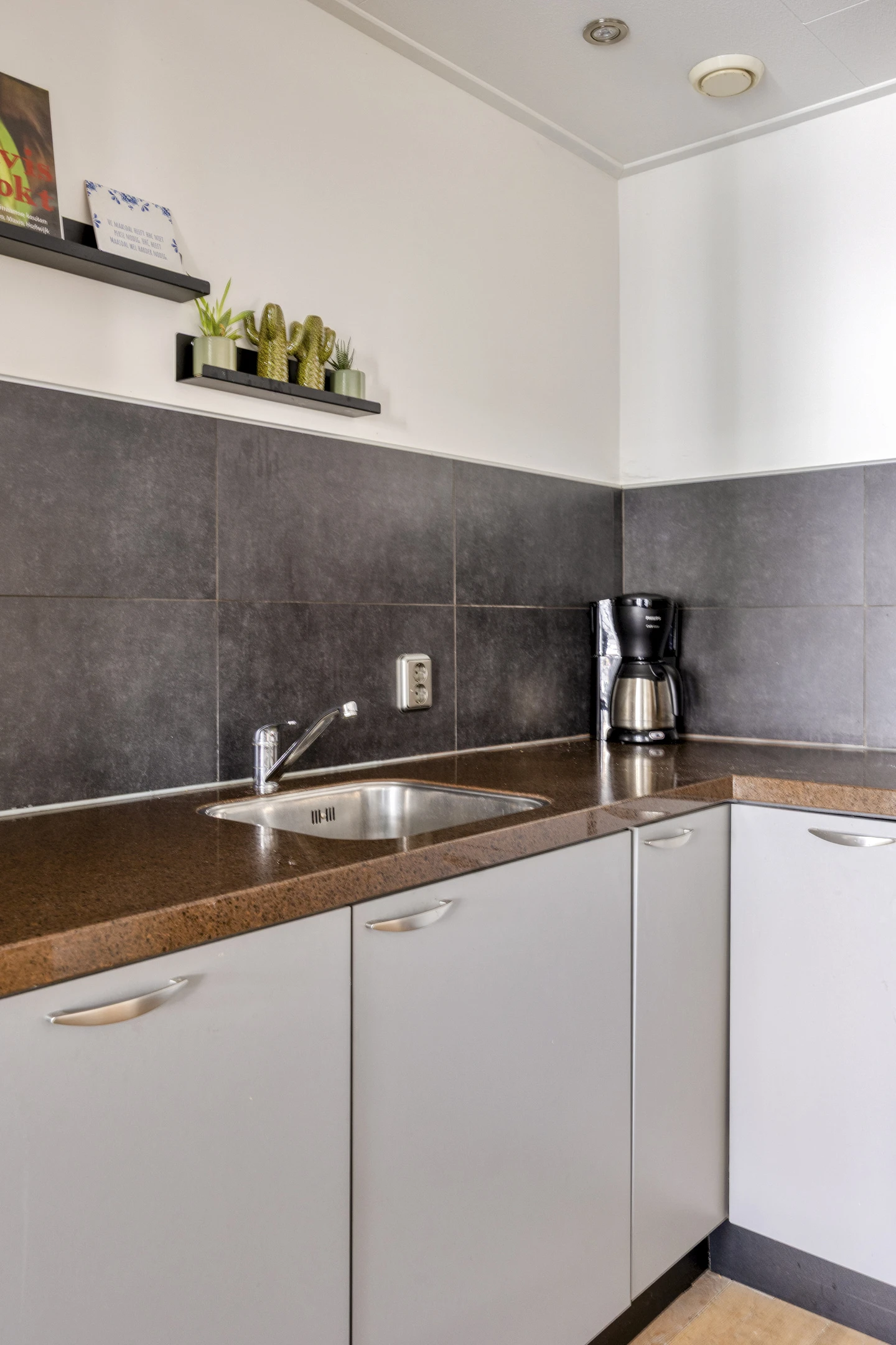 Tussenwoning te koop: Op den Toum 47, Haelen