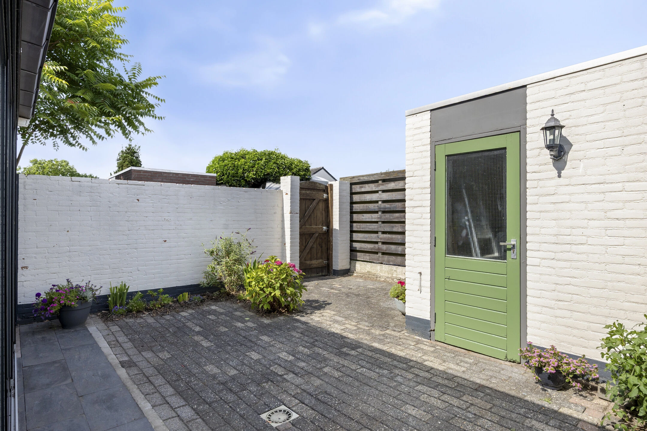 Tussenwoning te koop: Op den Toum 47, Haelen