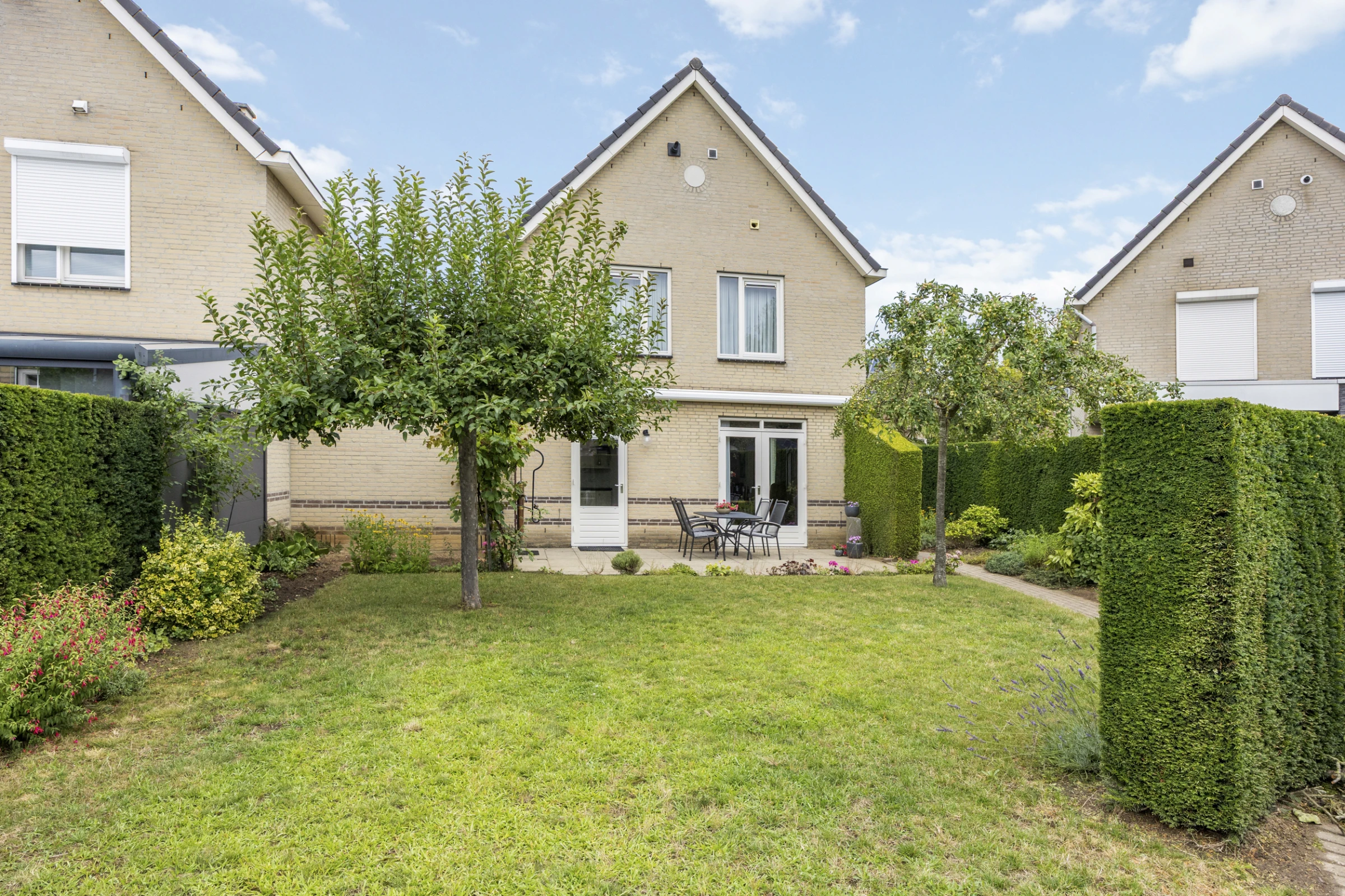 Hoekwoning te koop: Brikkenoven 16, Roermond