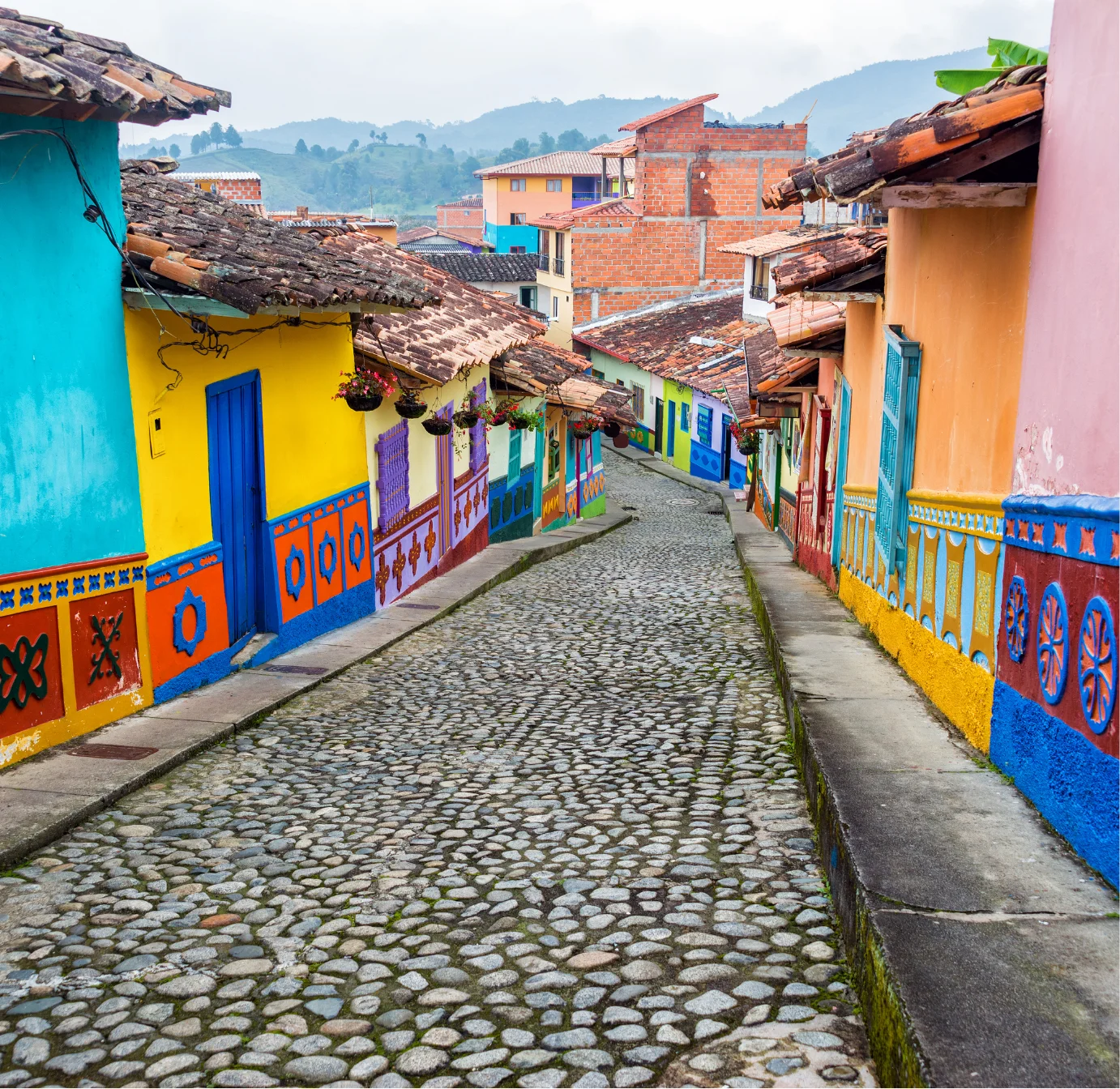 Vibrant colonial street in Cartagena, Colombia