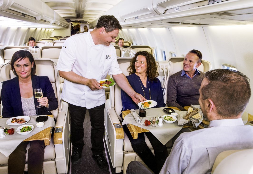In-flight dining service