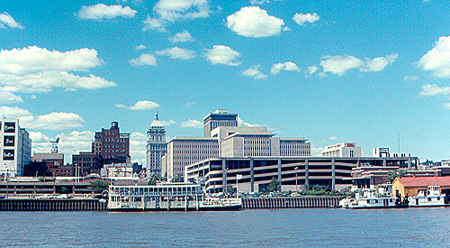 Need a tow truck now? Urgent.ly provides fast roadside assistance on-demand in Peoria, AZ. Fast, reliable, on-demand. Get help now!