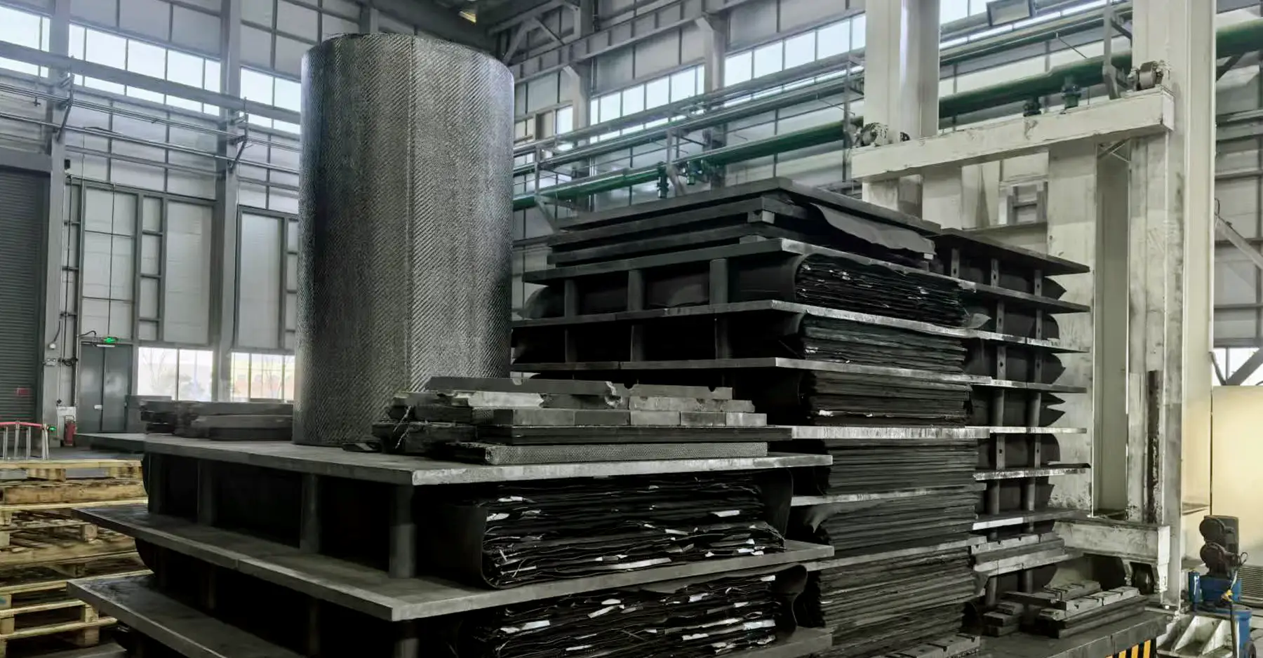 Materials to be graphitized