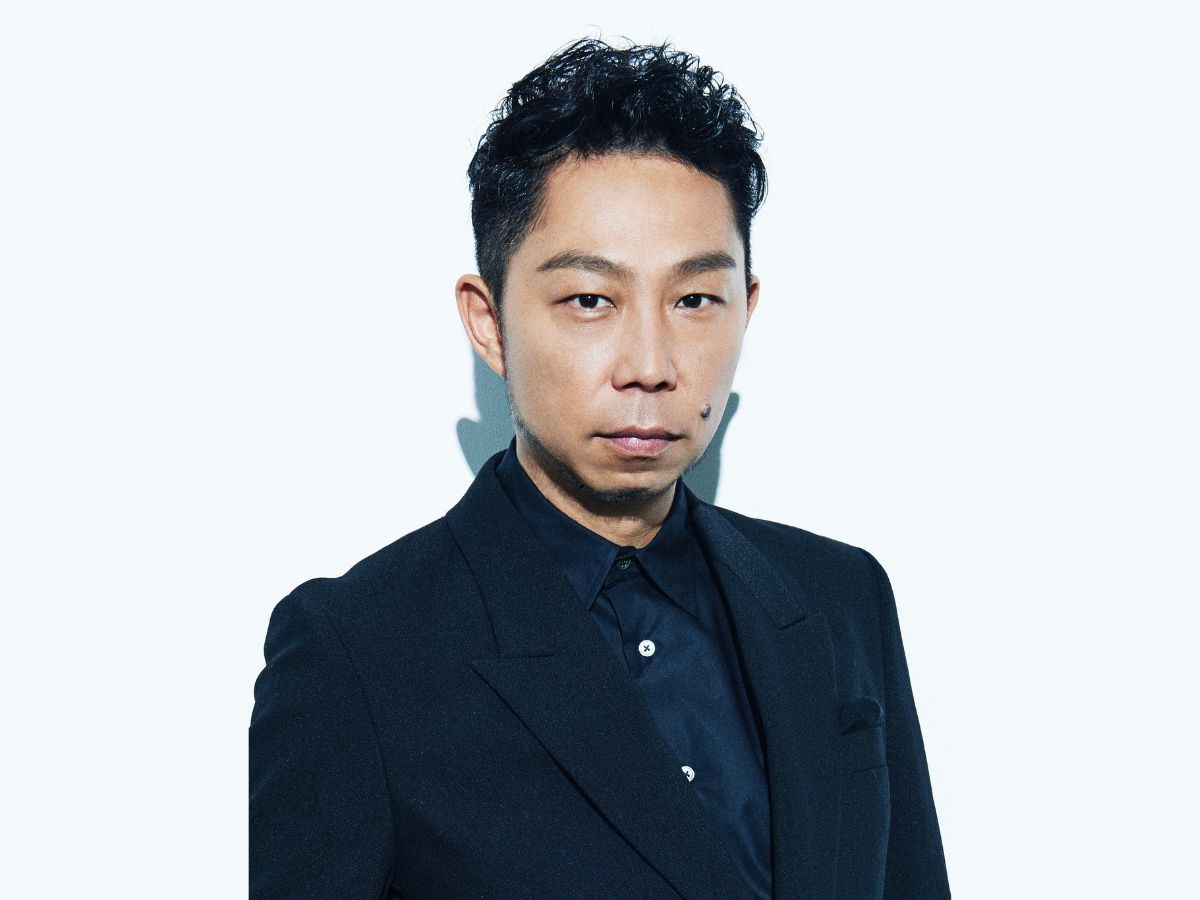 image of thriving ecosystems