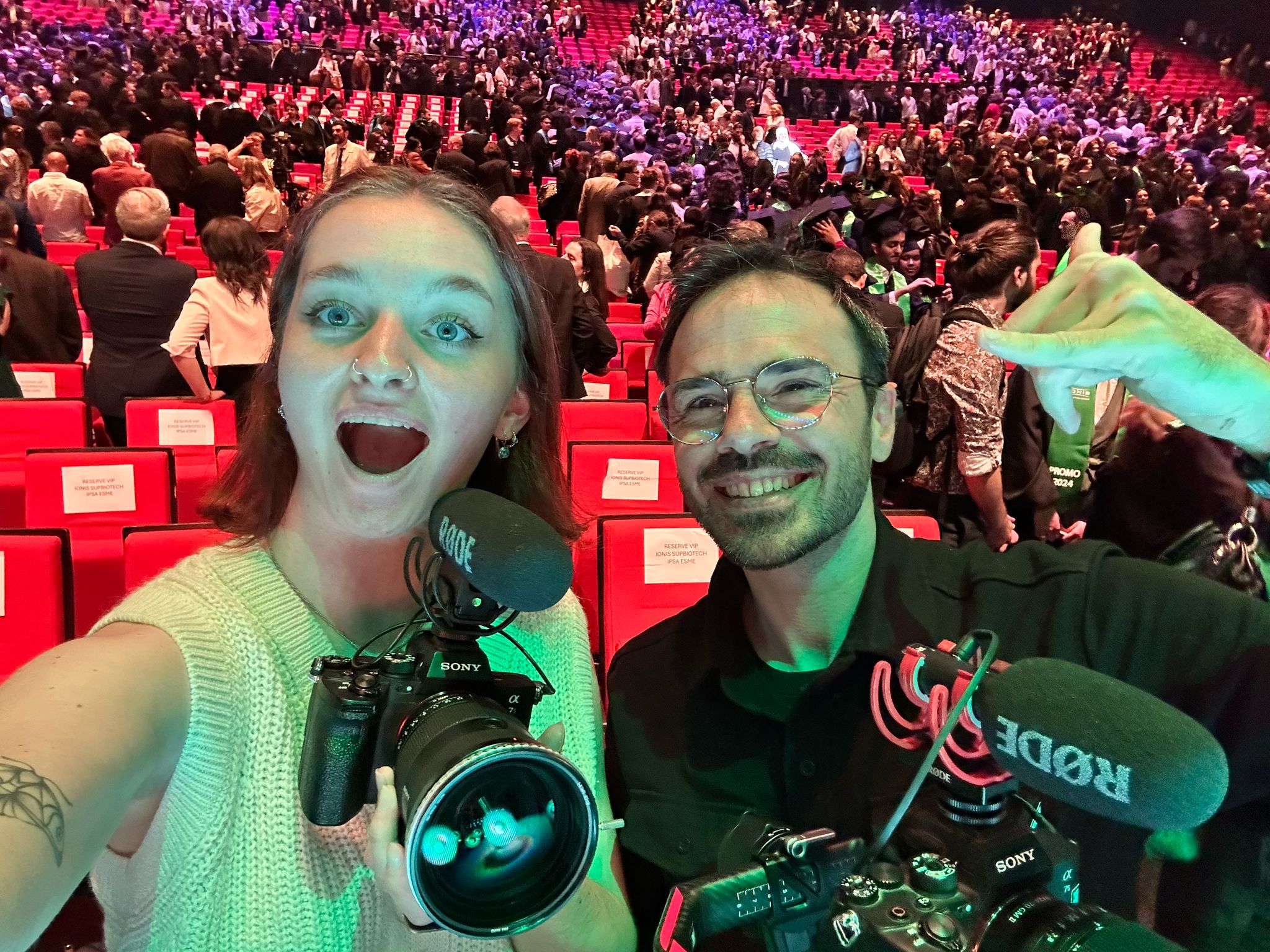 L'équipe Obeevi en tournage lors d'un événement en salle