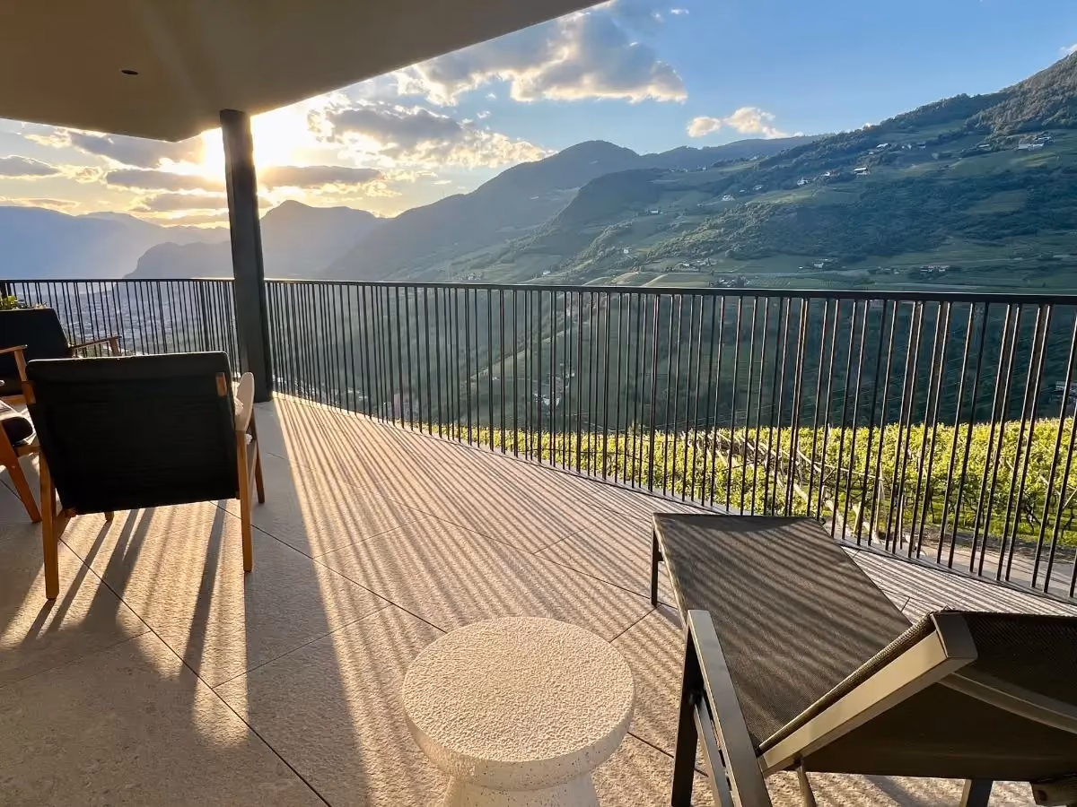 Herbstfarben Eggental beim Vinea Guesthouse – Südtirol im Herbst nahe Bozen