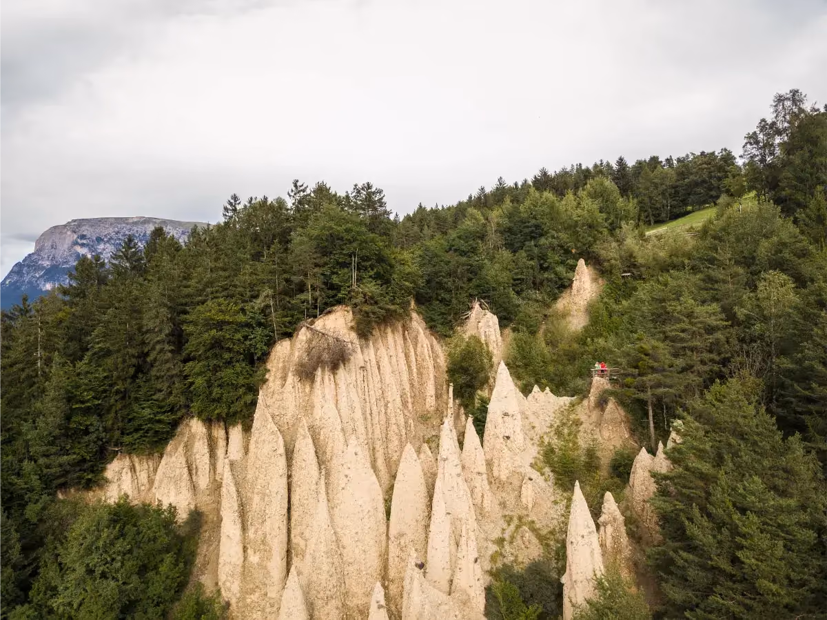 Erdpyramiden Eggental Südtirol – Naturwunder Dolomiten nahe Vinea Guesthouse Karneid