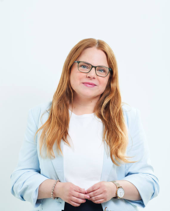 Julia Knauf