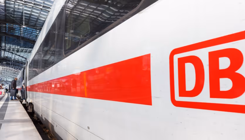 How Deutsche Bahn Achieved Up to 90% Time Savings with Digital Crew & Passenger Management