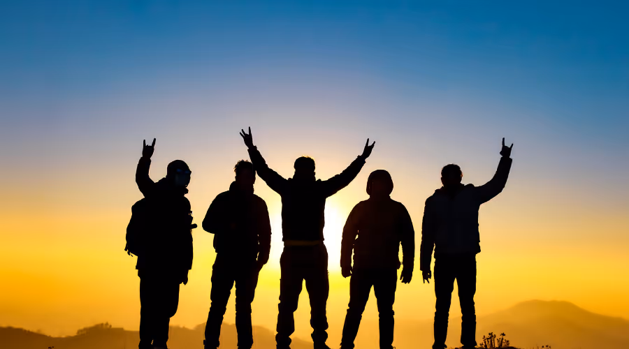 Zespół na szczycie.