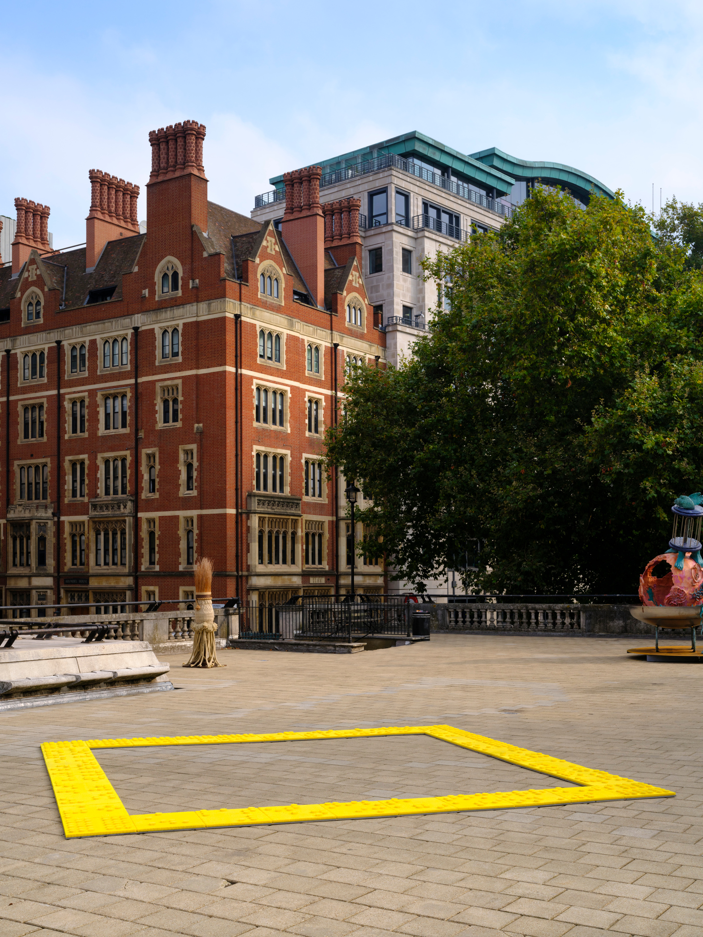 Bao Rong, *Yellow Path*, 2024. Courtesy of the artist. 