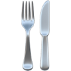 Ein silberner Essgabel und Messer nebeneinander