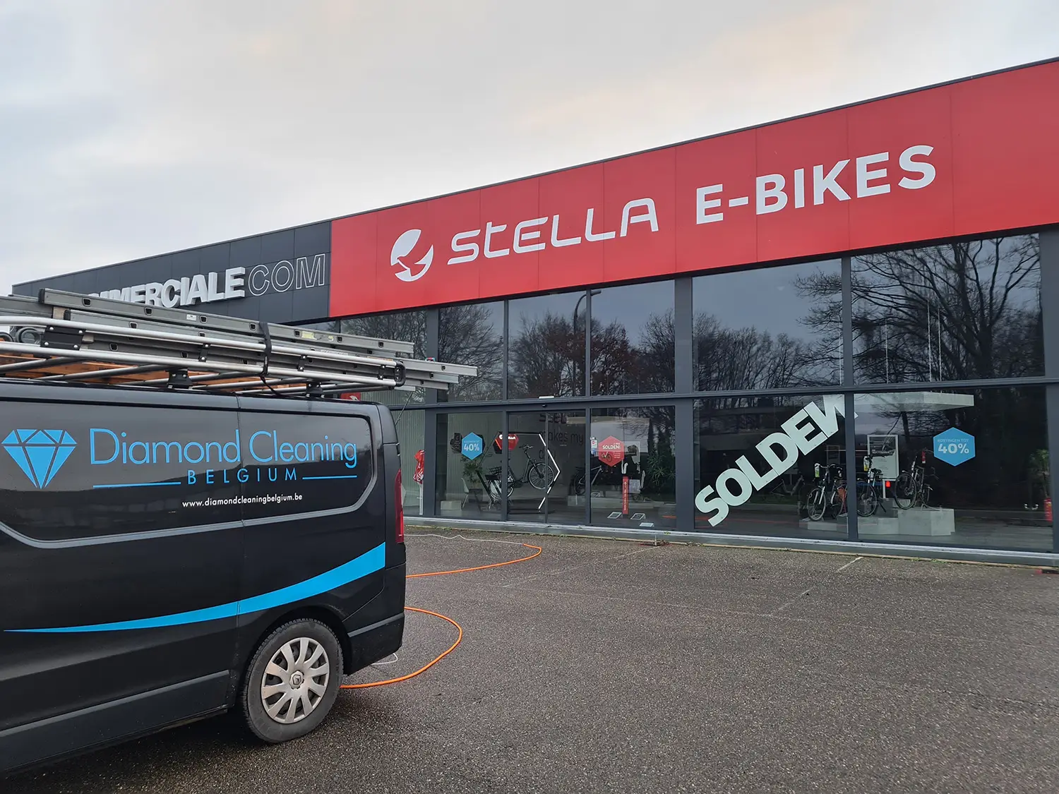 Gevel van Stella E-bikes proper gemaakt