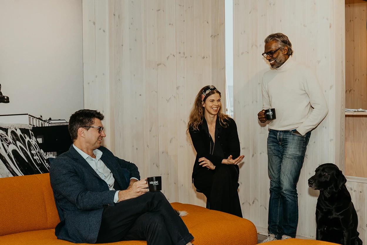 Henrik Andersson, Johanna Ny and Georg Lysen socializing