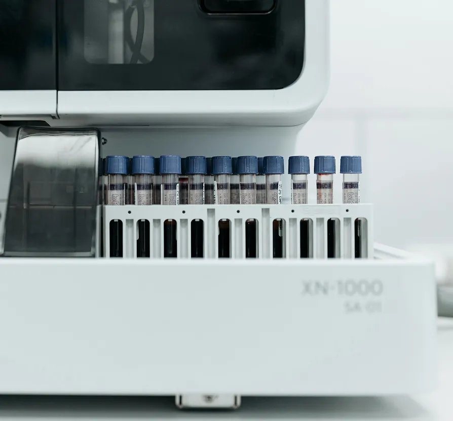 Diagnostics machine doing in-depth testing for preventative medicine in Great Neck, NY.