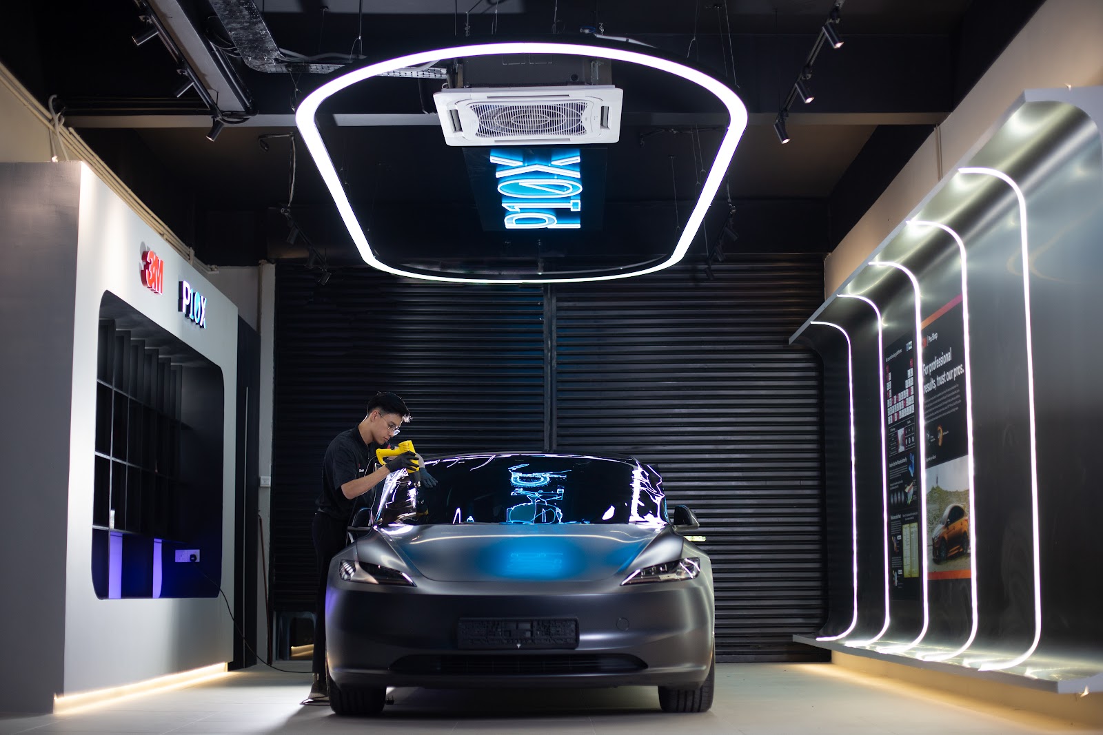 Real photo 2 for Best Window Tint for the Denza Z9GT: Why 3M Crystalline Suits an 850kW Flagship