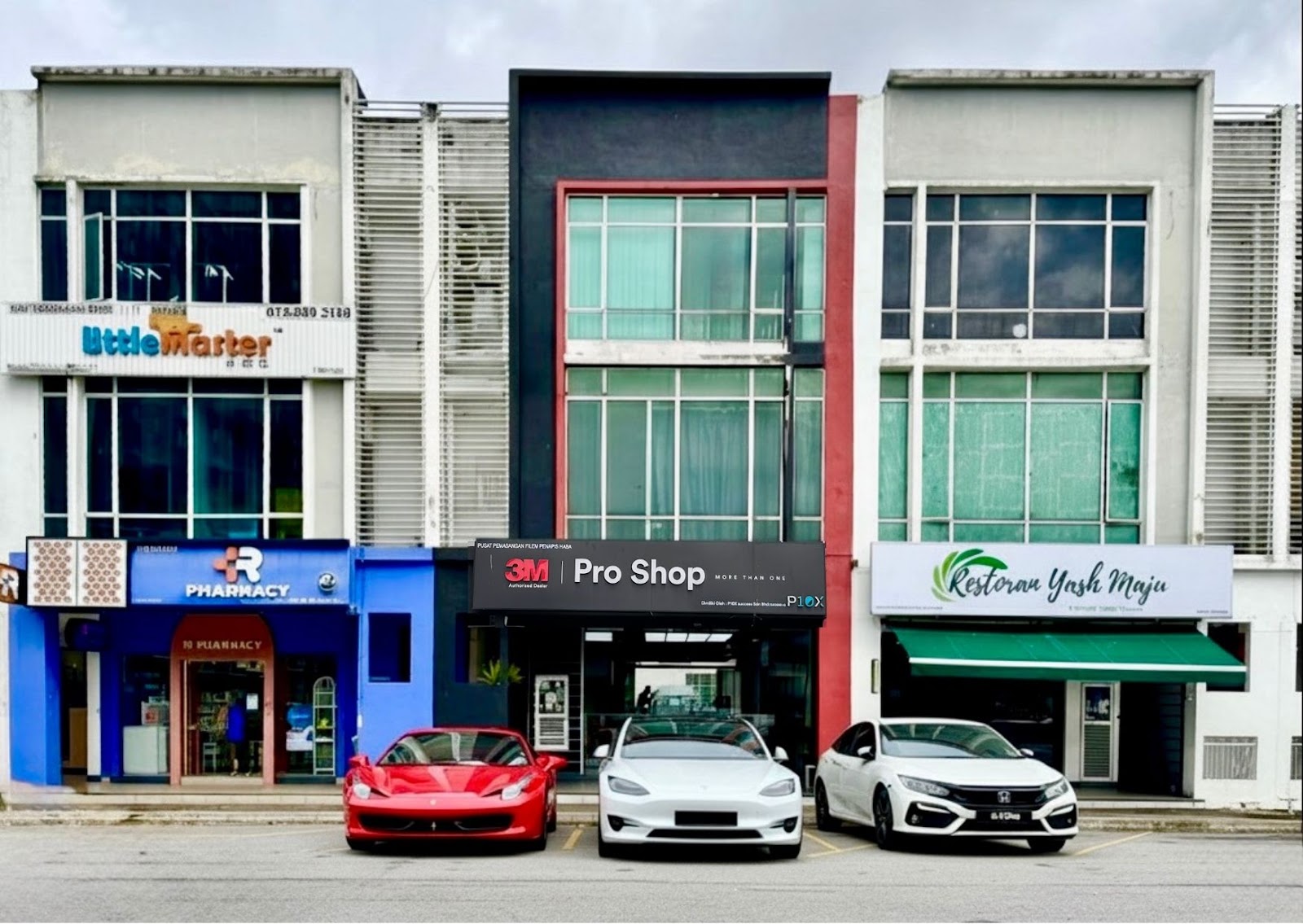 3M Pro Shop Equine outlet storefront, an authorised dealer for BMW iX3 window tint installation.